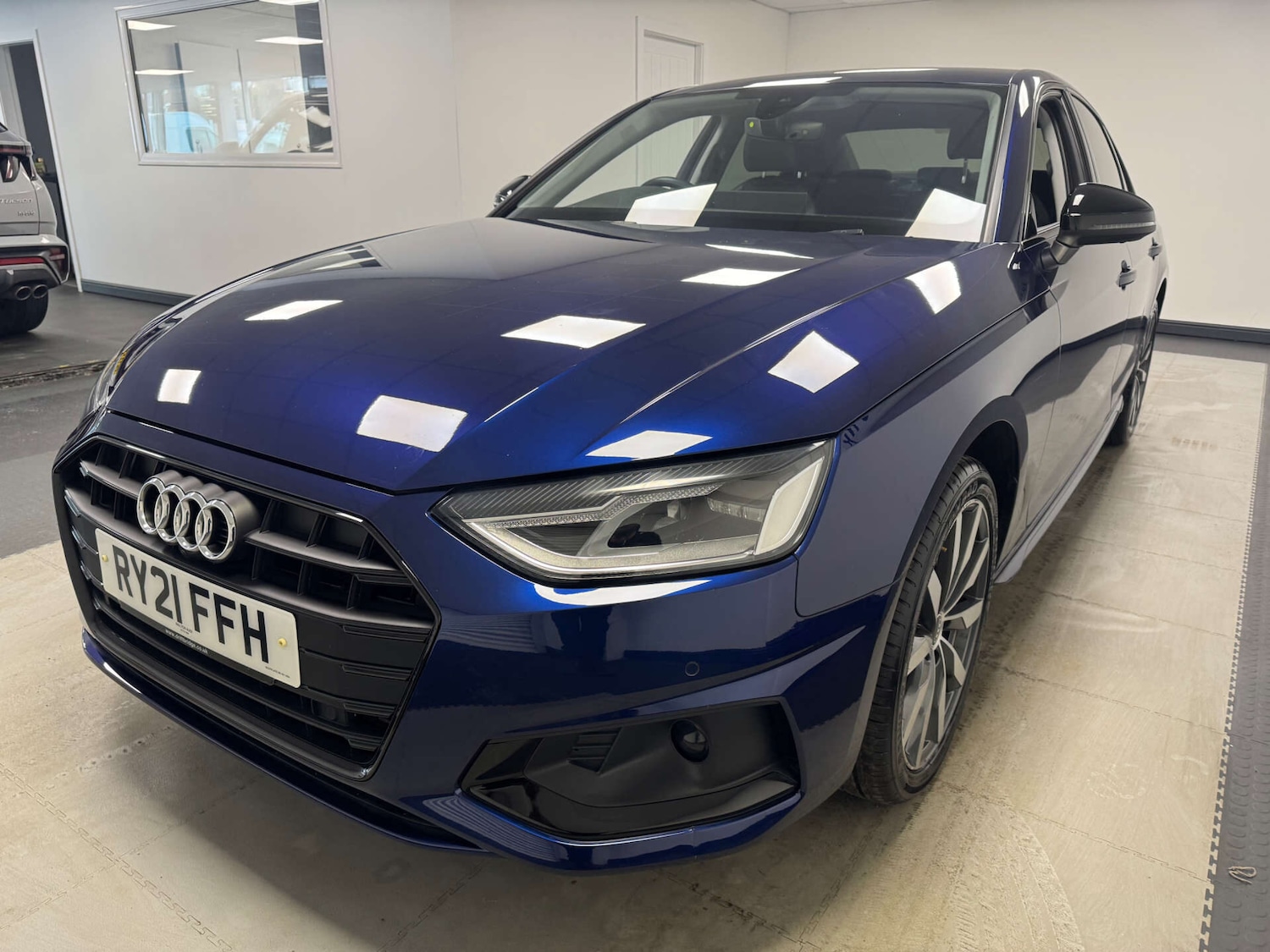 Used Audi A4 2021 for sale - 77137085: Photo 5