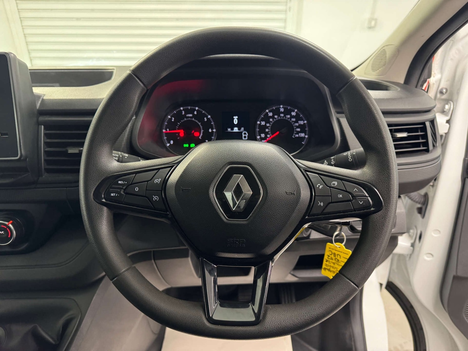 Used Renault Trafic 2022 for sale - 77145101: Photo 12