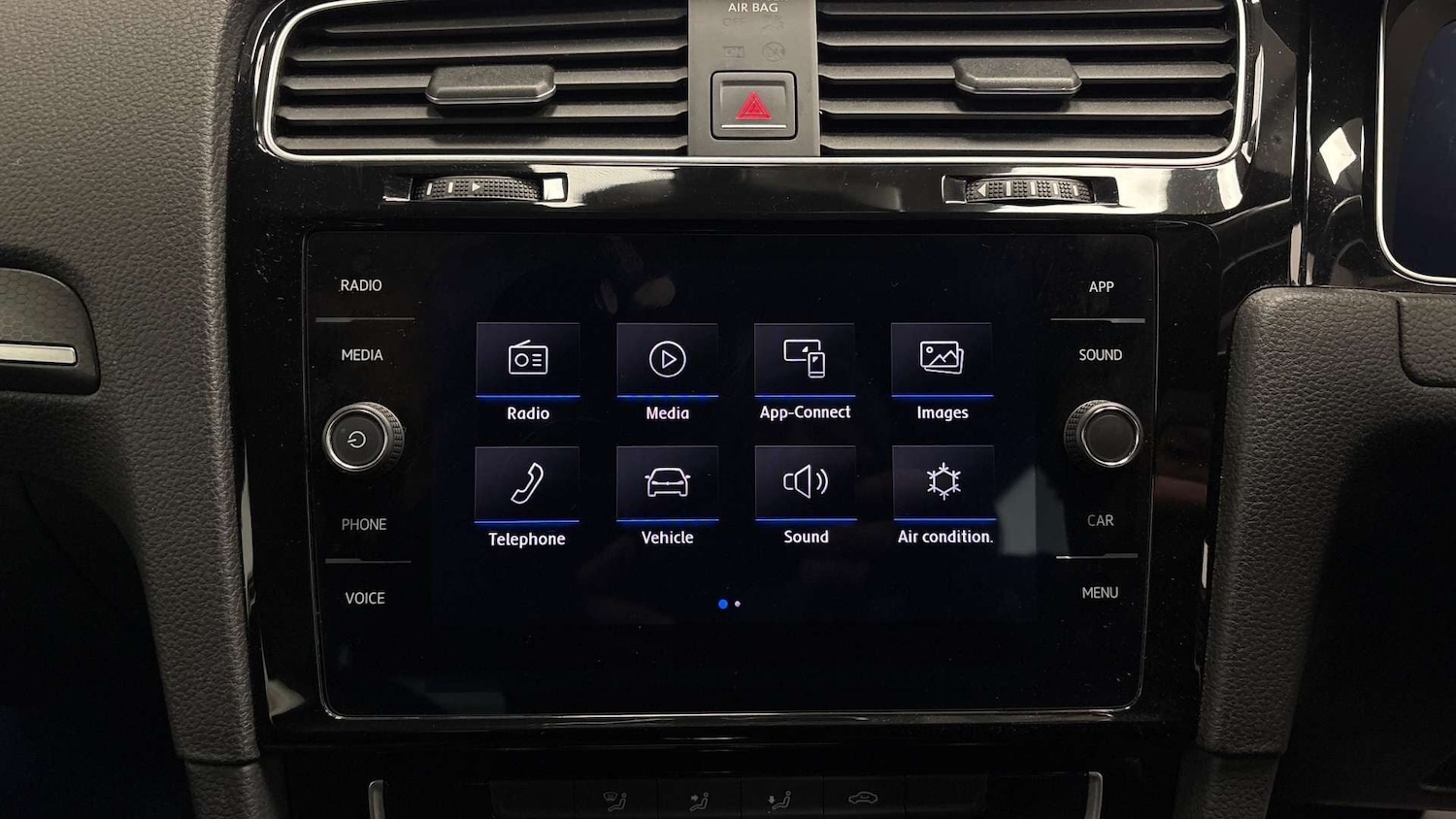 Used Volkswagen Golf 2018 for sale - 78090844: Photo 8