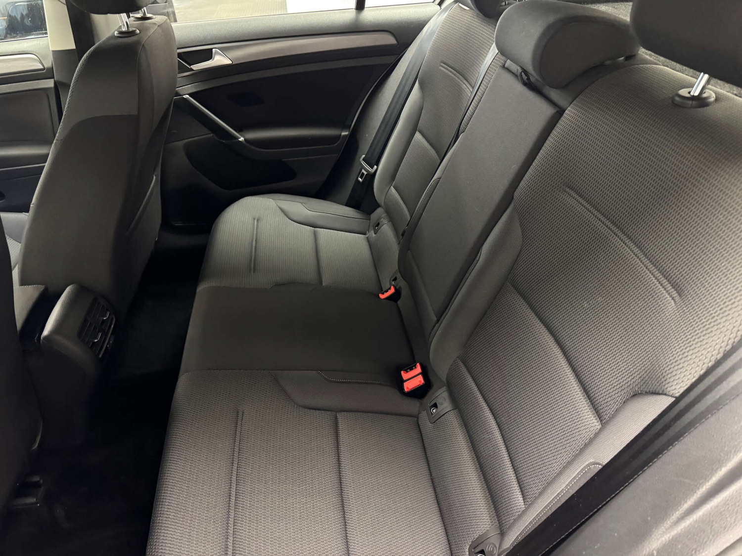 Used Volkswagen Golf 2019 for sale - 77805072: Photo 23