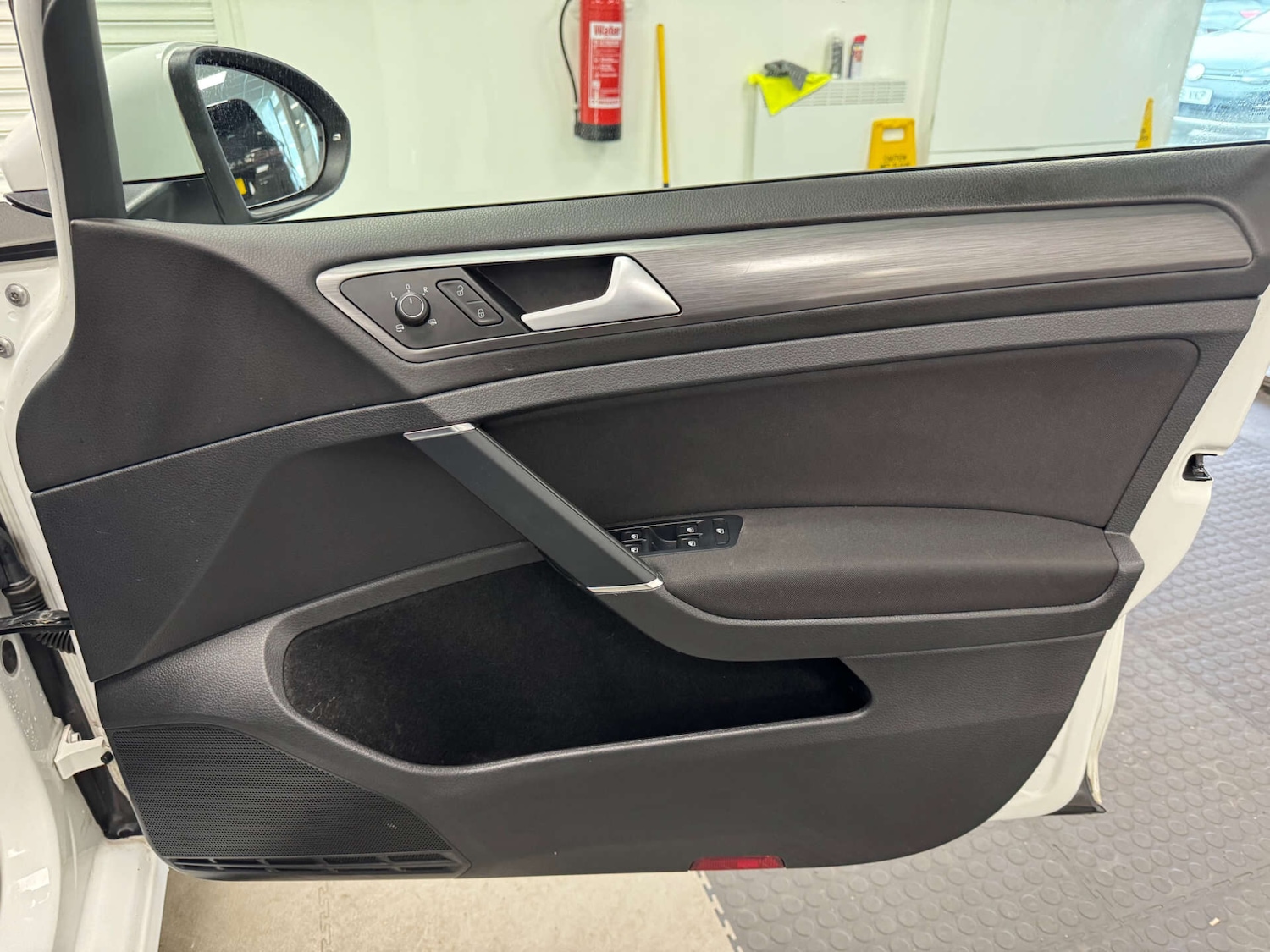 Used Volkswagen Golf 2019 for sale - 77805072: Photo 40