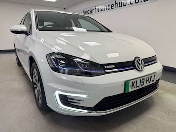 Used Volkswagen Golf 2019 for sale - 77805072: Photo