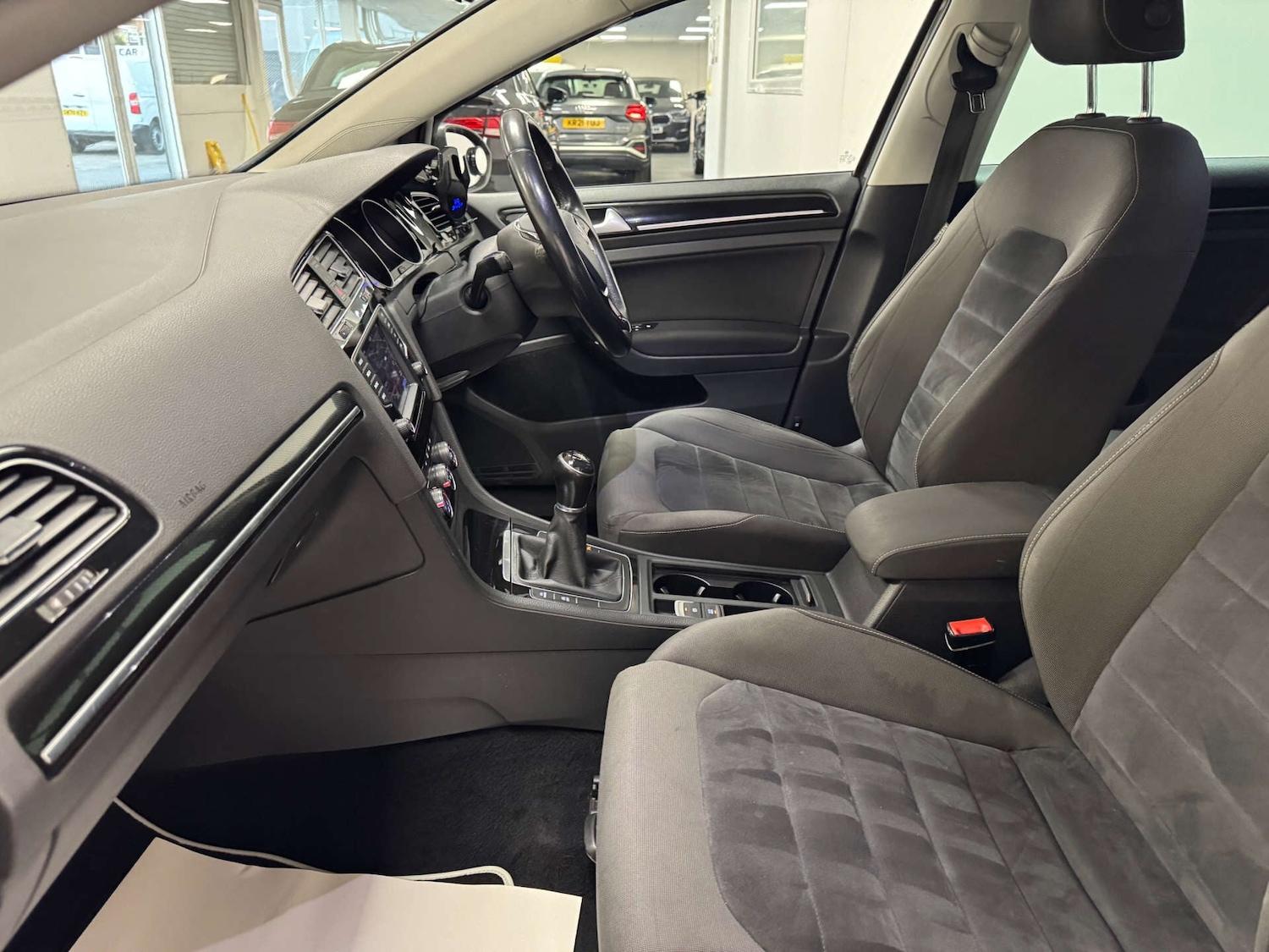 Used Volkswagen Golf 2016 for sale - 77137101: Photo 19