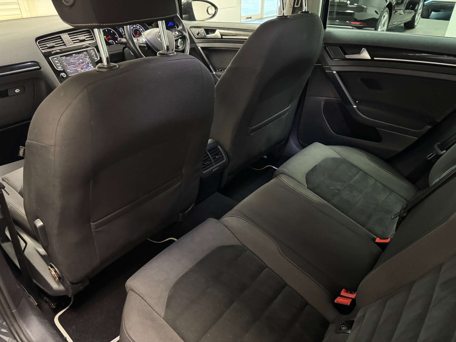 Used Volkswagen Golf 2016 for sale - 77137101: Photo 22