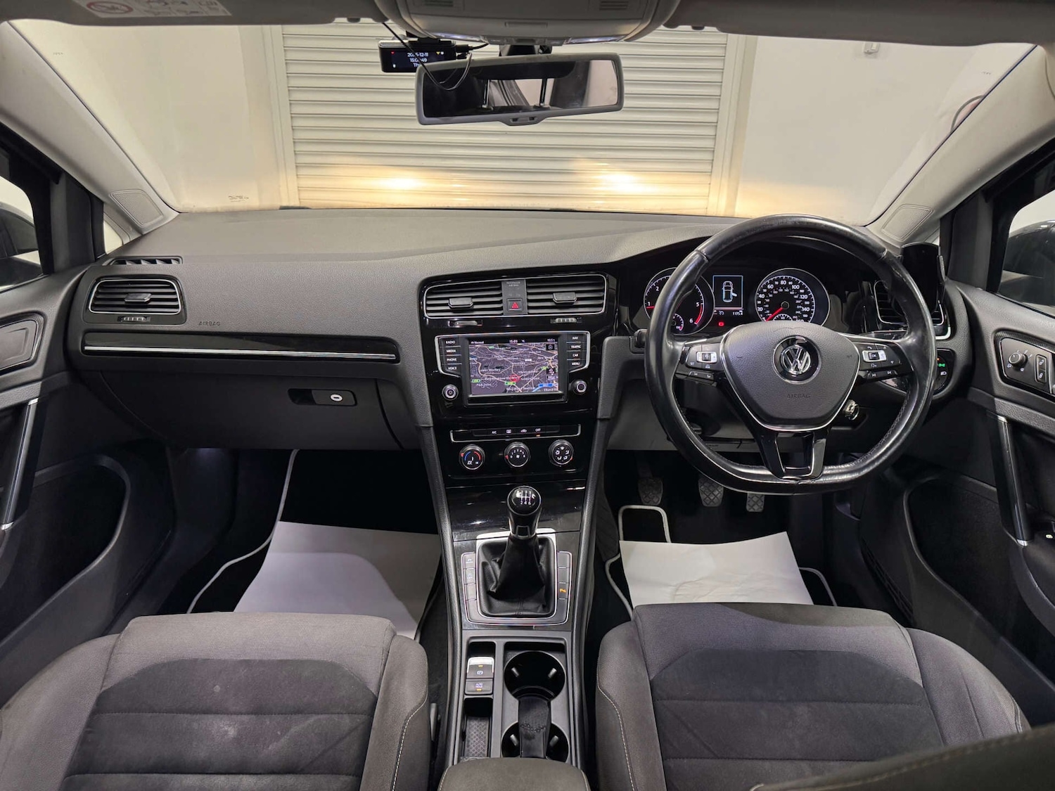 Used Volkswagen Golf 2016 for sale - 77137101: Photo 3