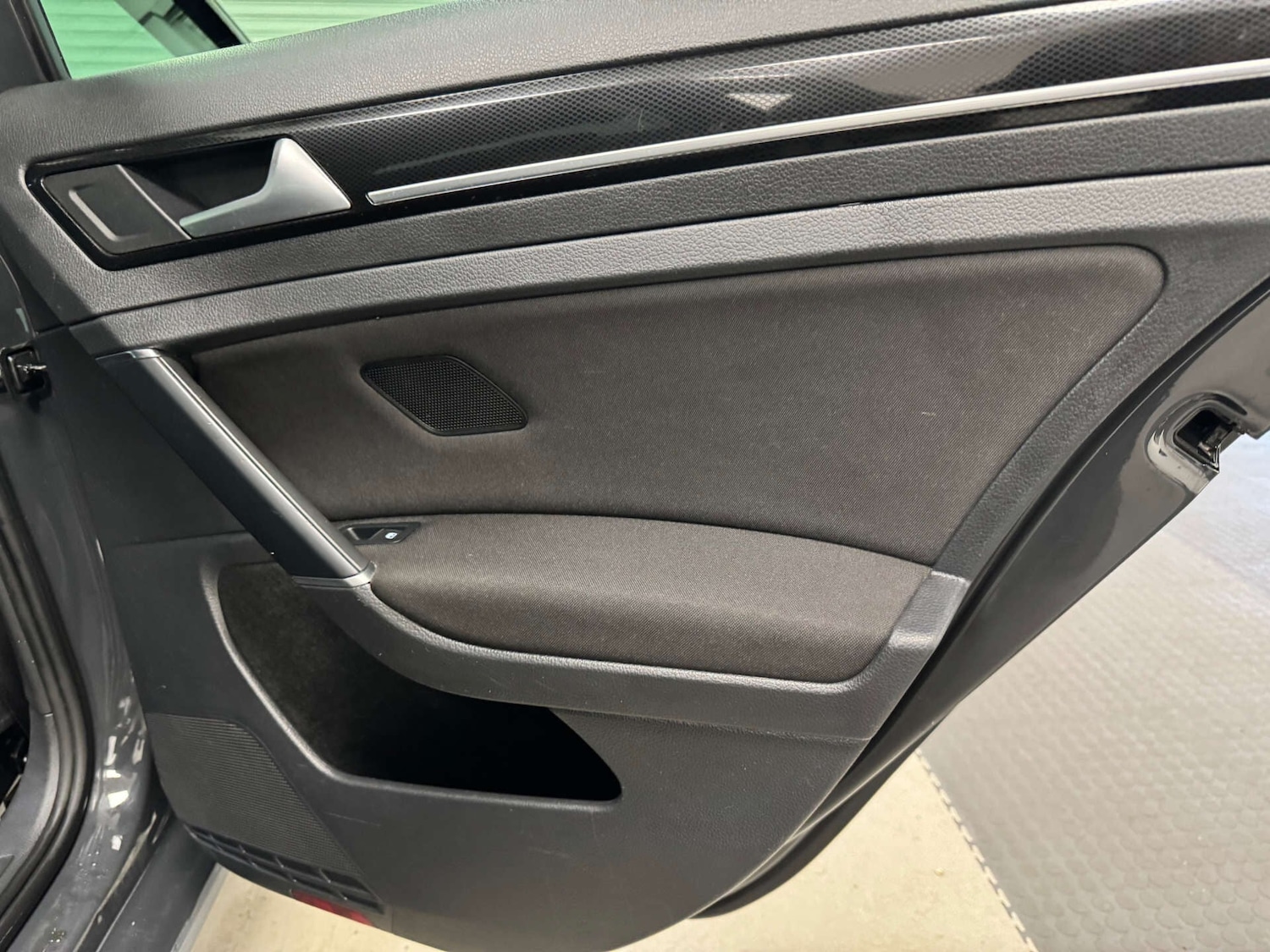 Used Volkswagen Golf 2016 for sale - 77137101: Photo 35