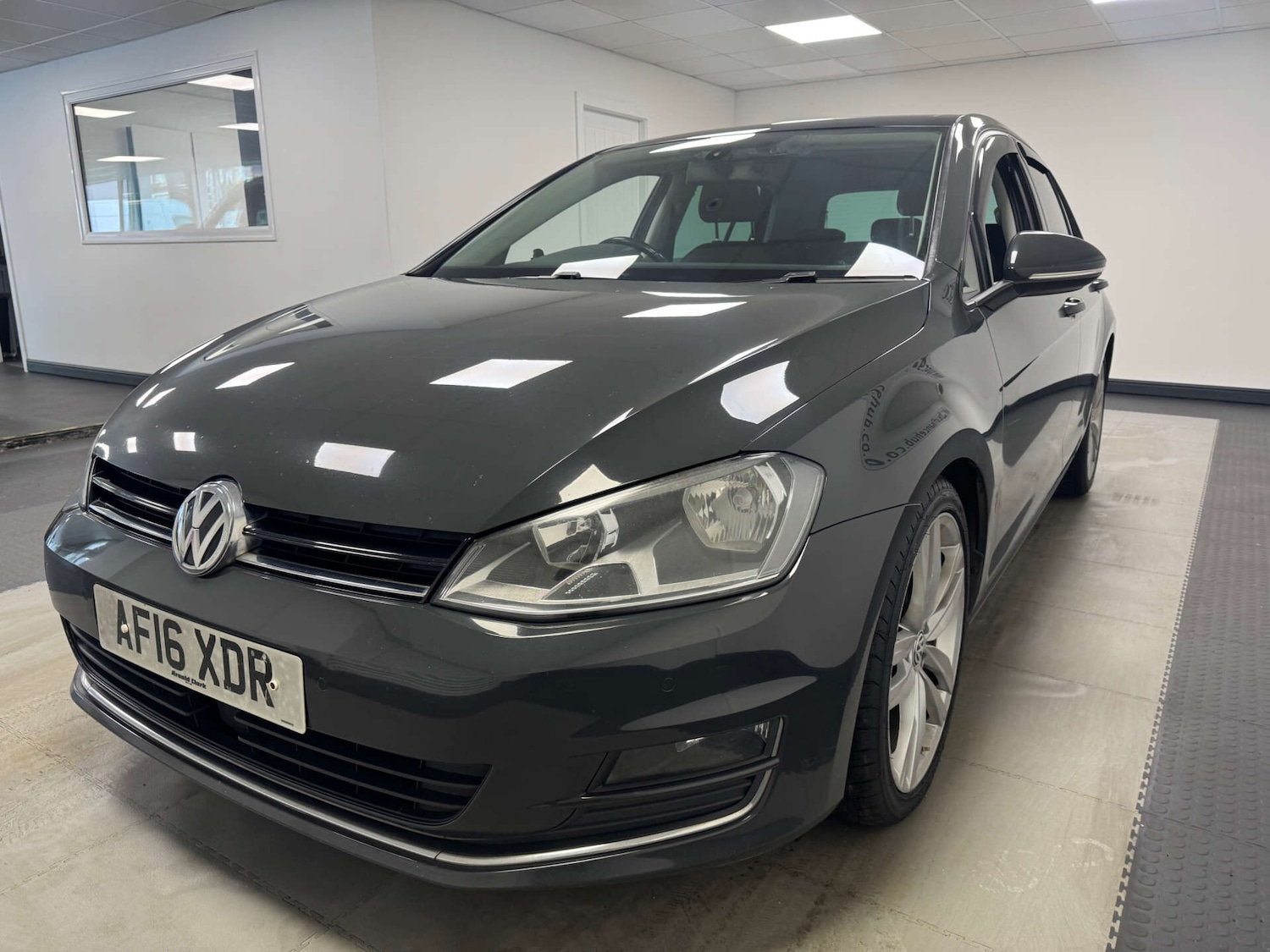 Used Volkswagen Golf 2016 for sale - 77137101: Photo 5