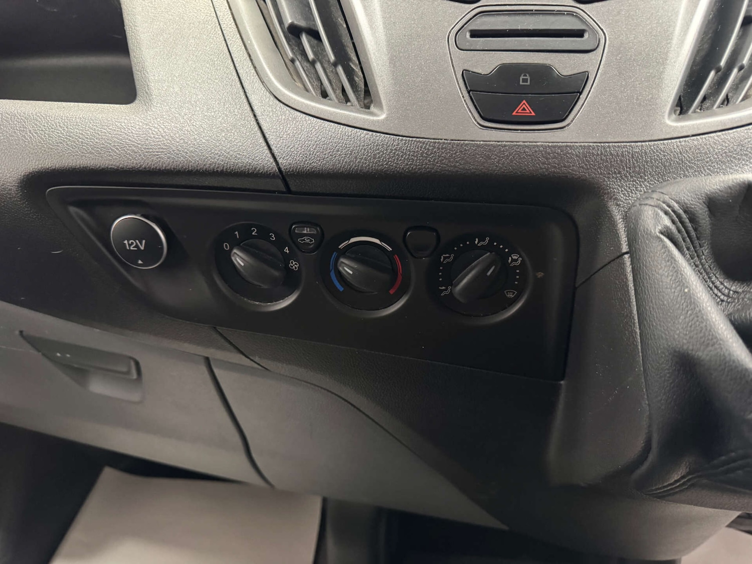 Used Ford Transit Custom 2017 for sale - 77931009: Photo 15