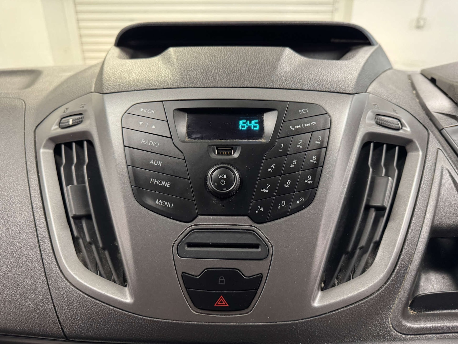 Used Ford Transit Custom 2017 for sale - 77931009: Photo 16