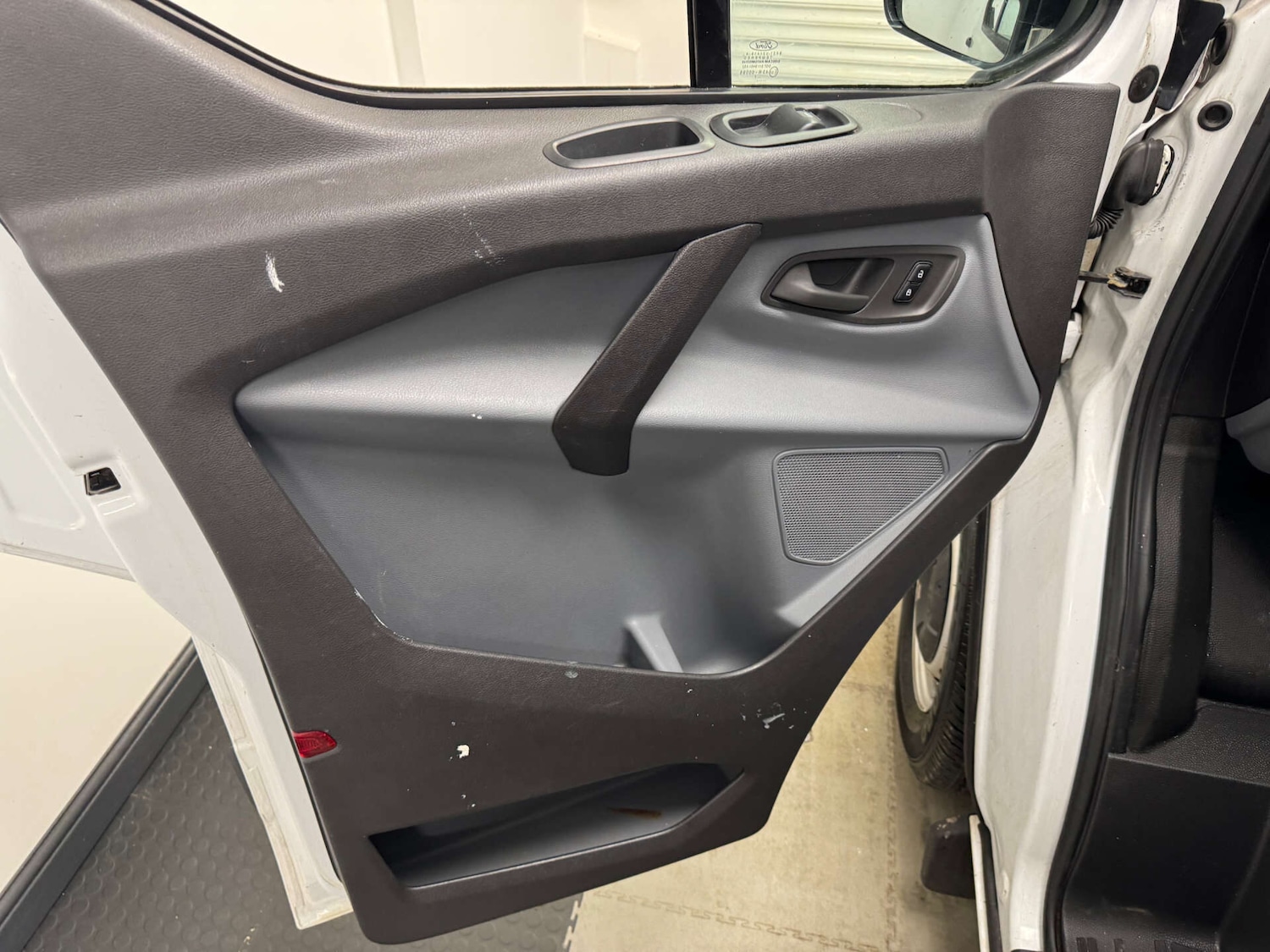 Used Ford Transit Custom 2017 for sale - 77931009: Photo 19