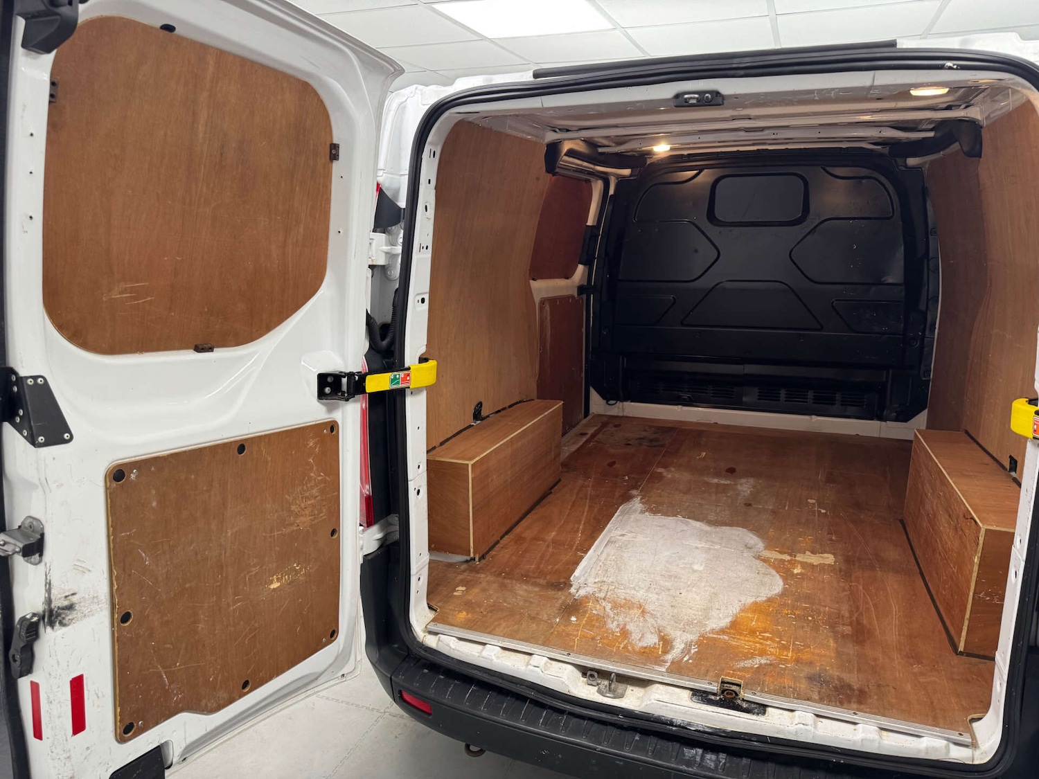 Used Ford Transit Custom 2017 for sale - 77931009: Photo 25