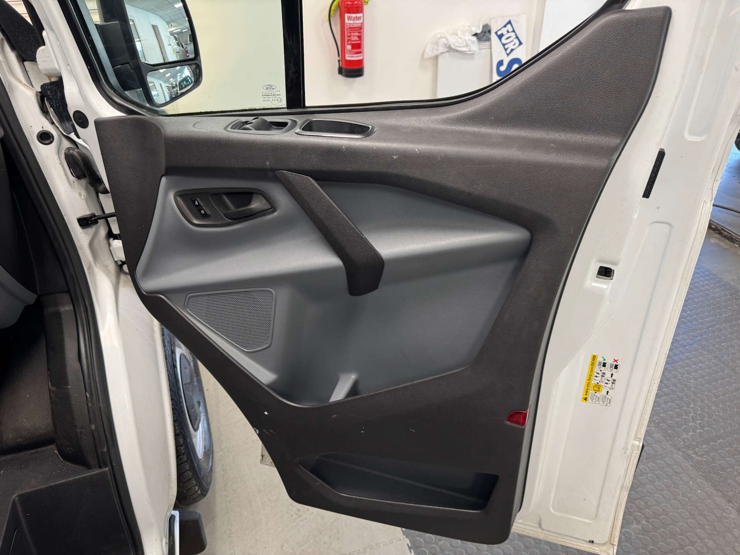 Used Ford Transit Custom 2017 for sale - 77931009: Photo 34