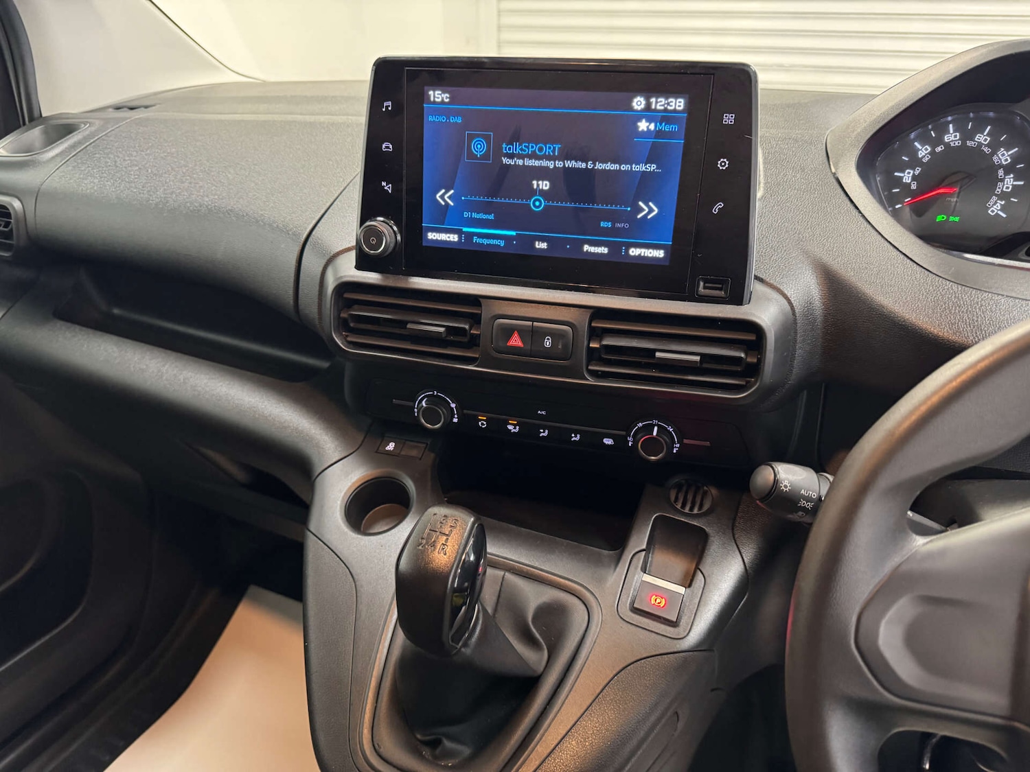 Used Peugeot Partner 2019 for sale - 77931006: Photo 14