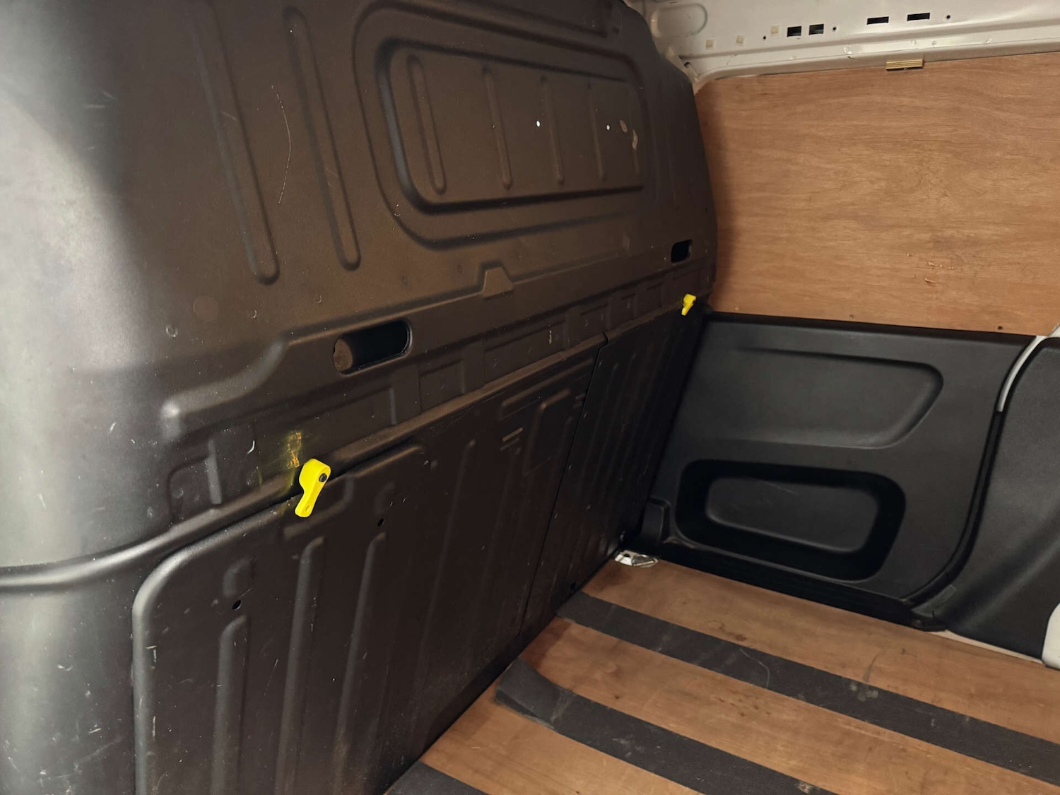 Used Peugeot Partner 2019 for sale - 77931006: Photo 21