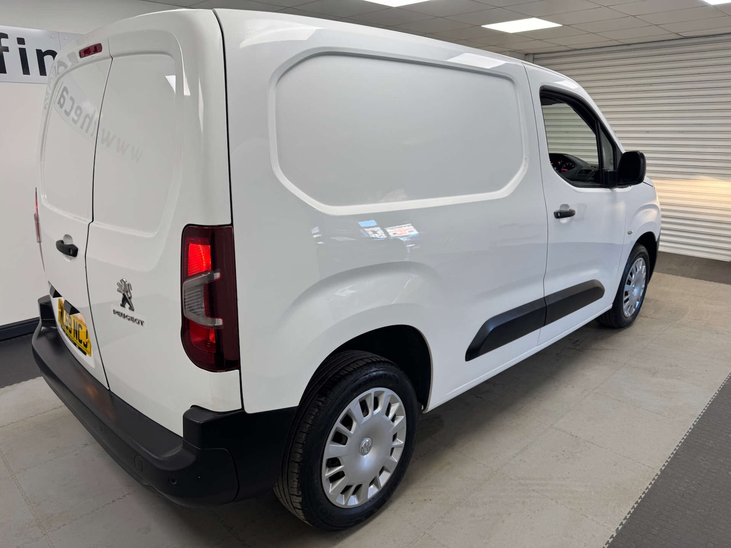 Used Peugeot Partner 2019 for sale - 77931006: Photo 30