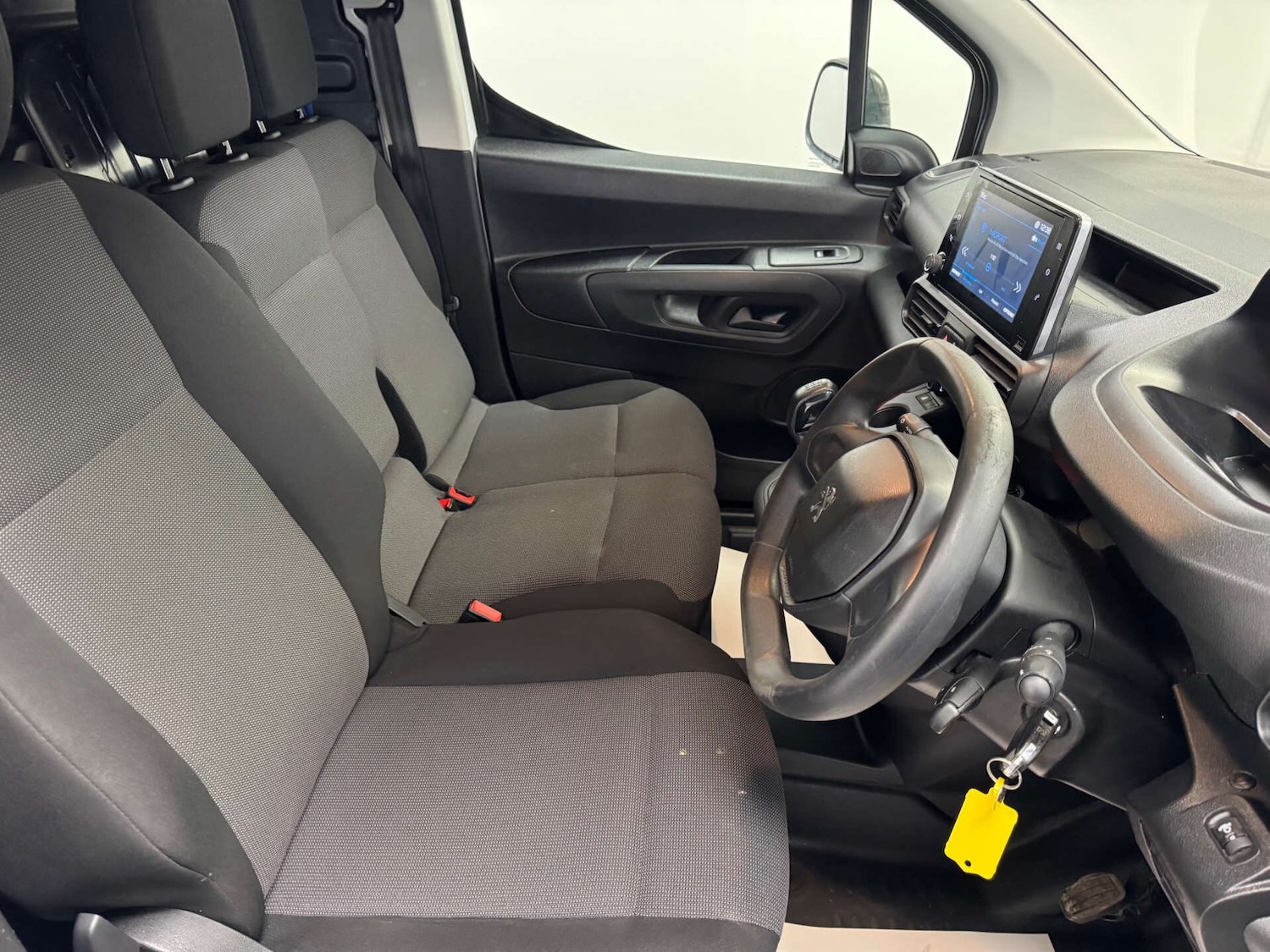 Used Peugeot Partner 2019 for sale - 77931006: Photo 33