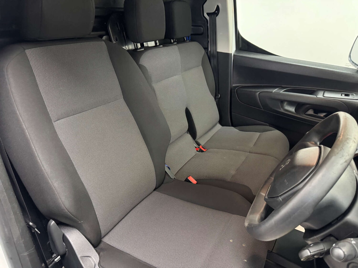 Used Peugeot Partner 2019 for sale - 77931006: Photo 34