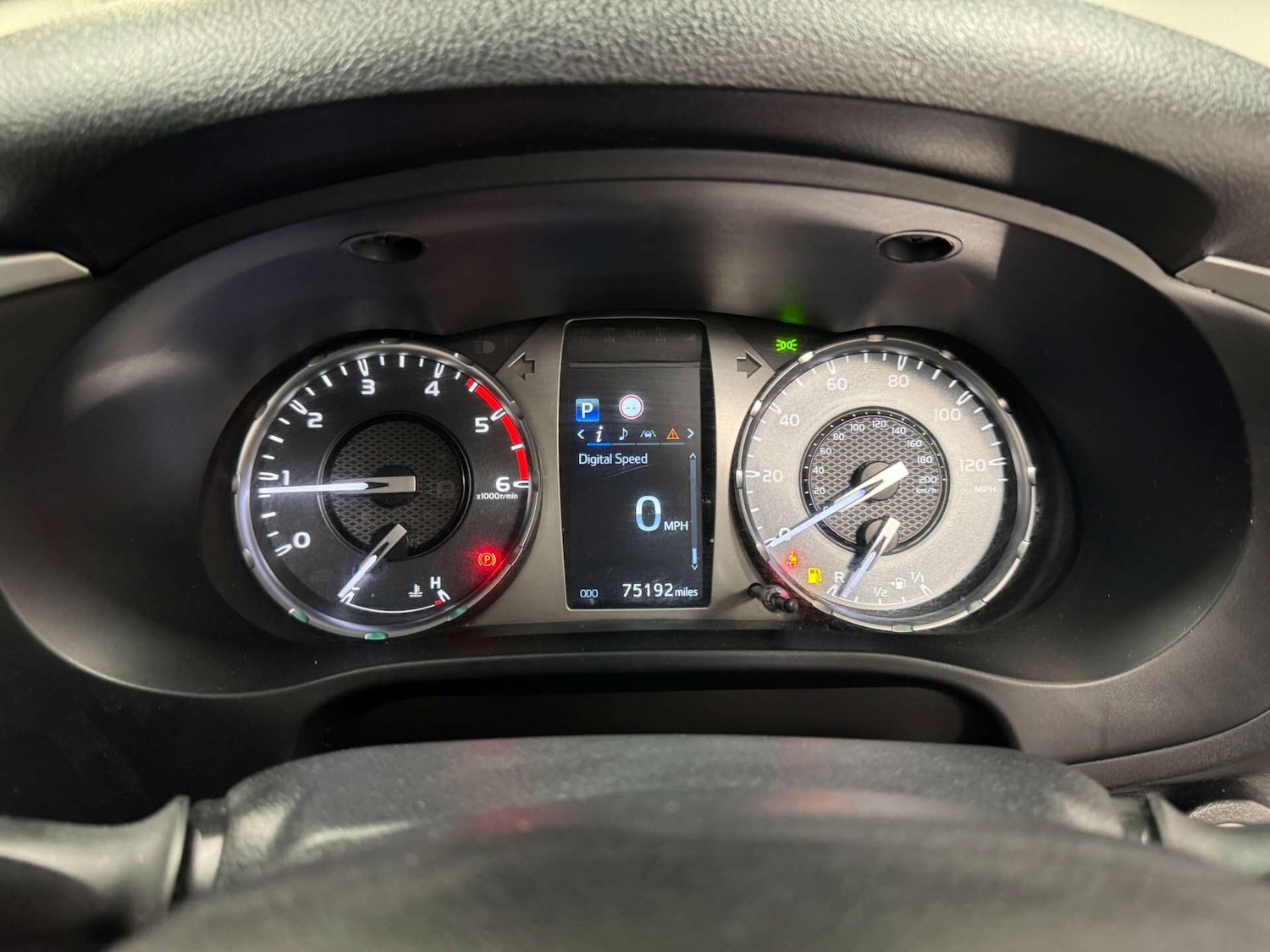 Used Toyota Hilux 2021 for sale - 77145119: Photo 13