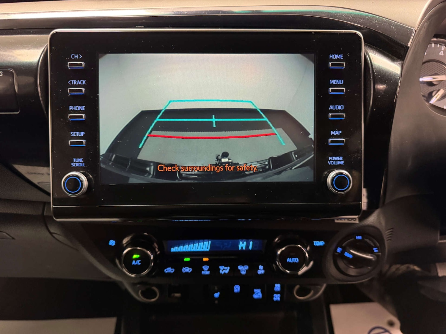 Used Toyota Hilux 2021 for sale - 77145119: Photo 16