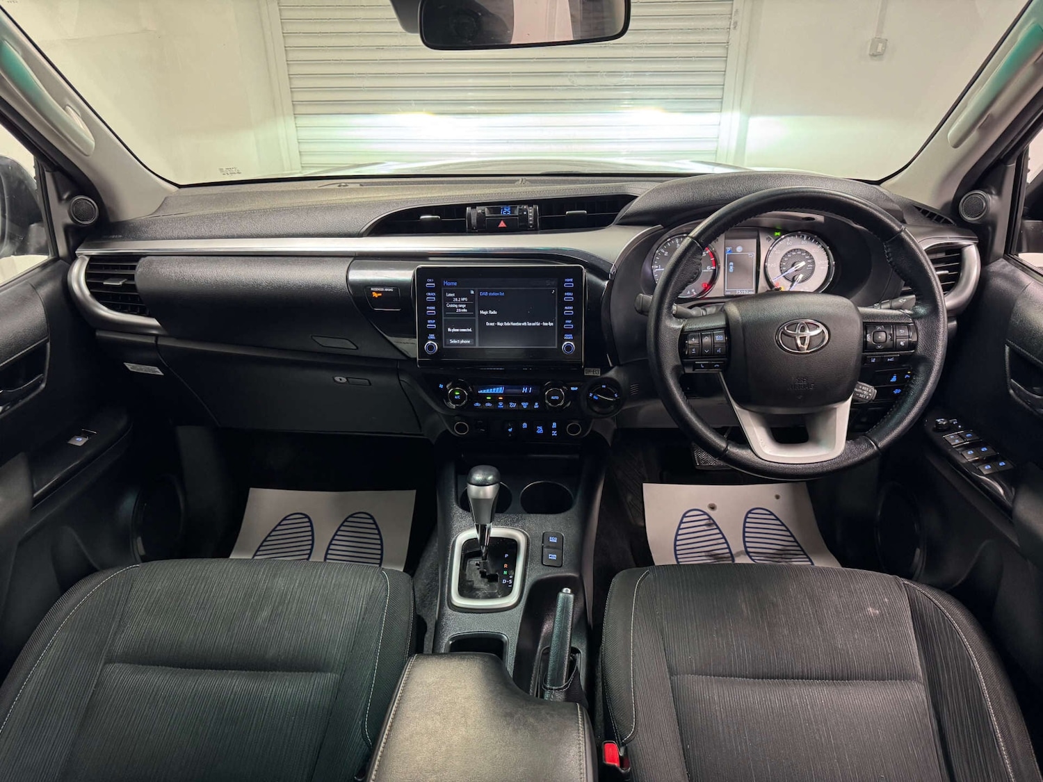 Used Toyota Hilux 2021 for sale - 77145119: Photo 3