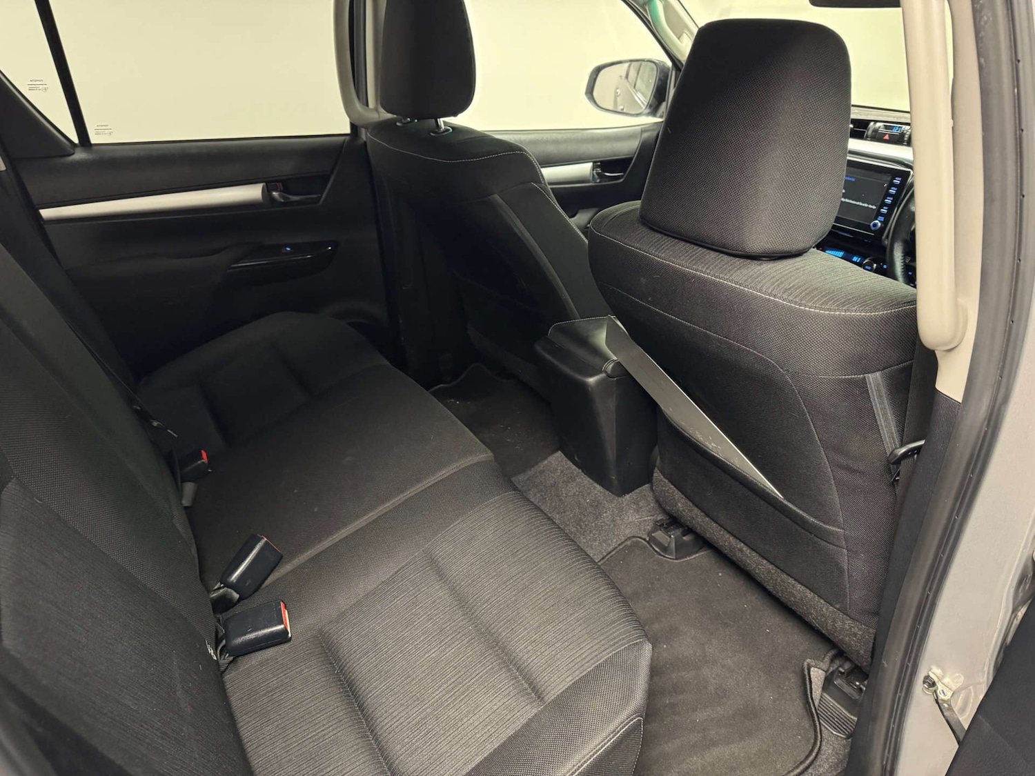 Used Toyota Hilux 2021 for sale - 77145119: Photo 30