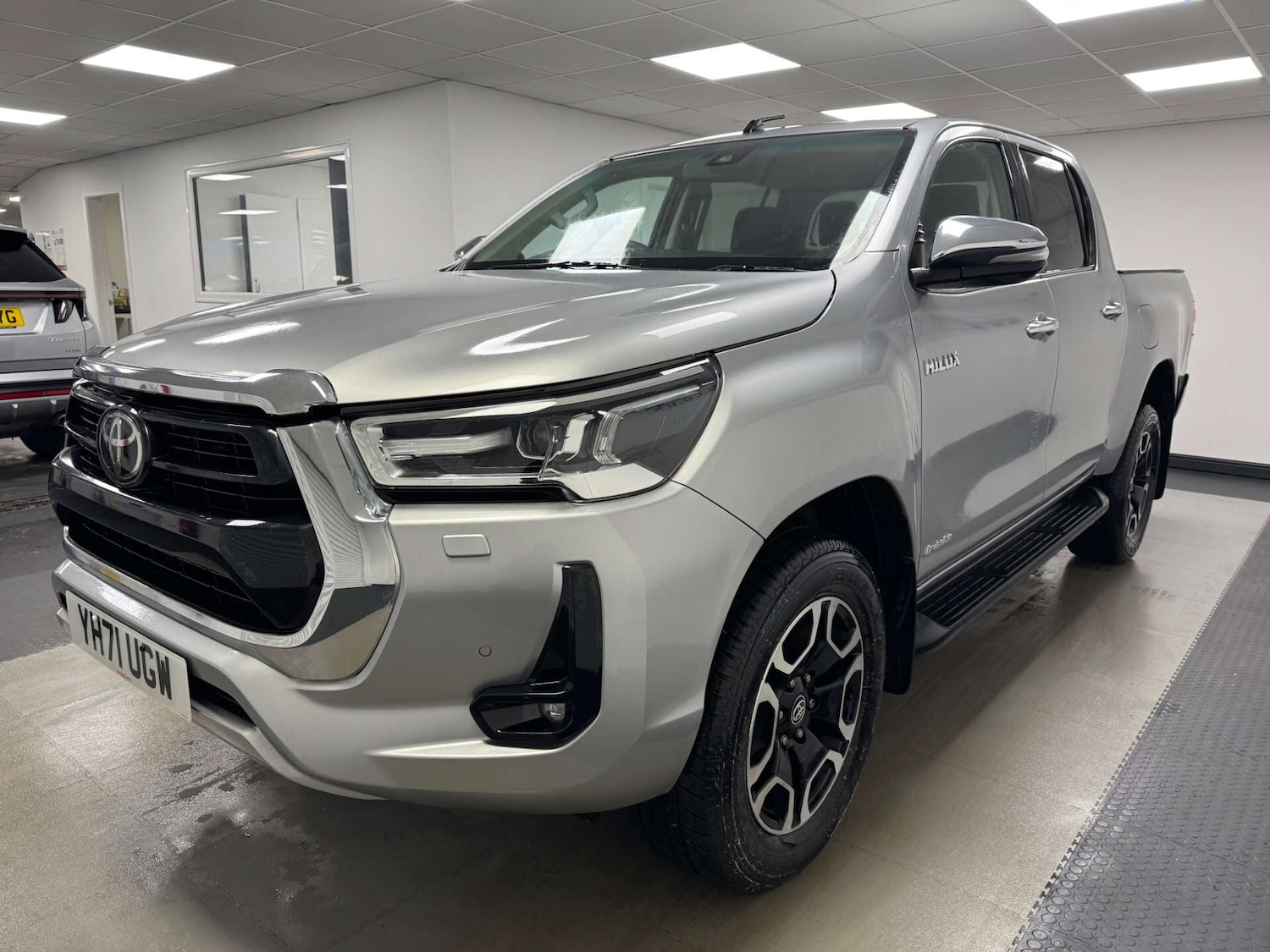 Used Toyota Hilux 2021 for sale - 77145119: Photo 6