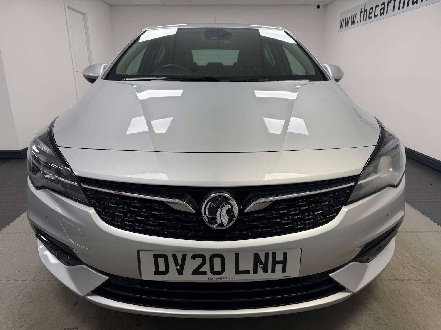 Used Vauxhall Astra 2020 for sale - 77340663: Photo 2