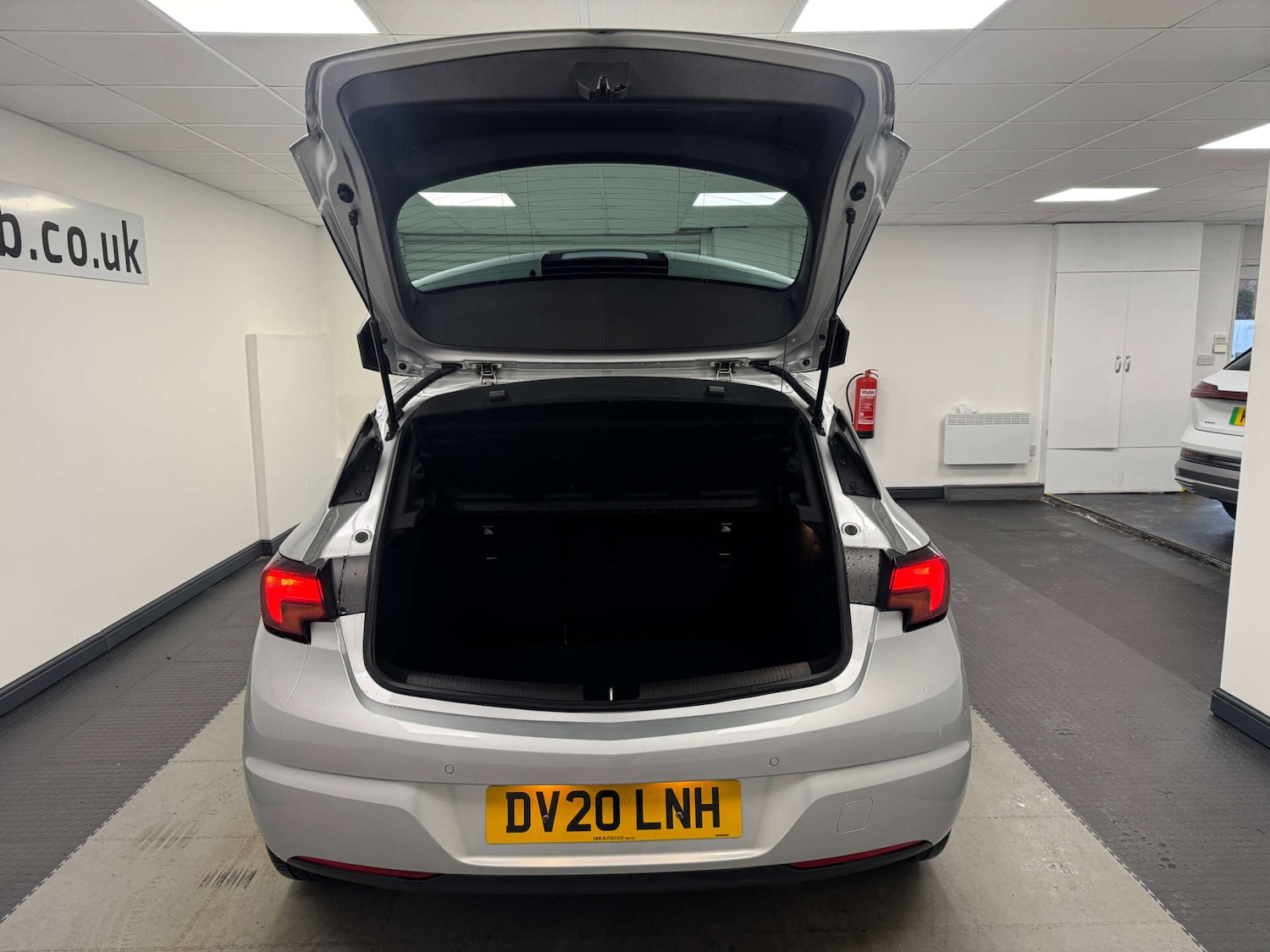 Used Vauxhall Astra 2020 for sale - 77340663: Photo 27