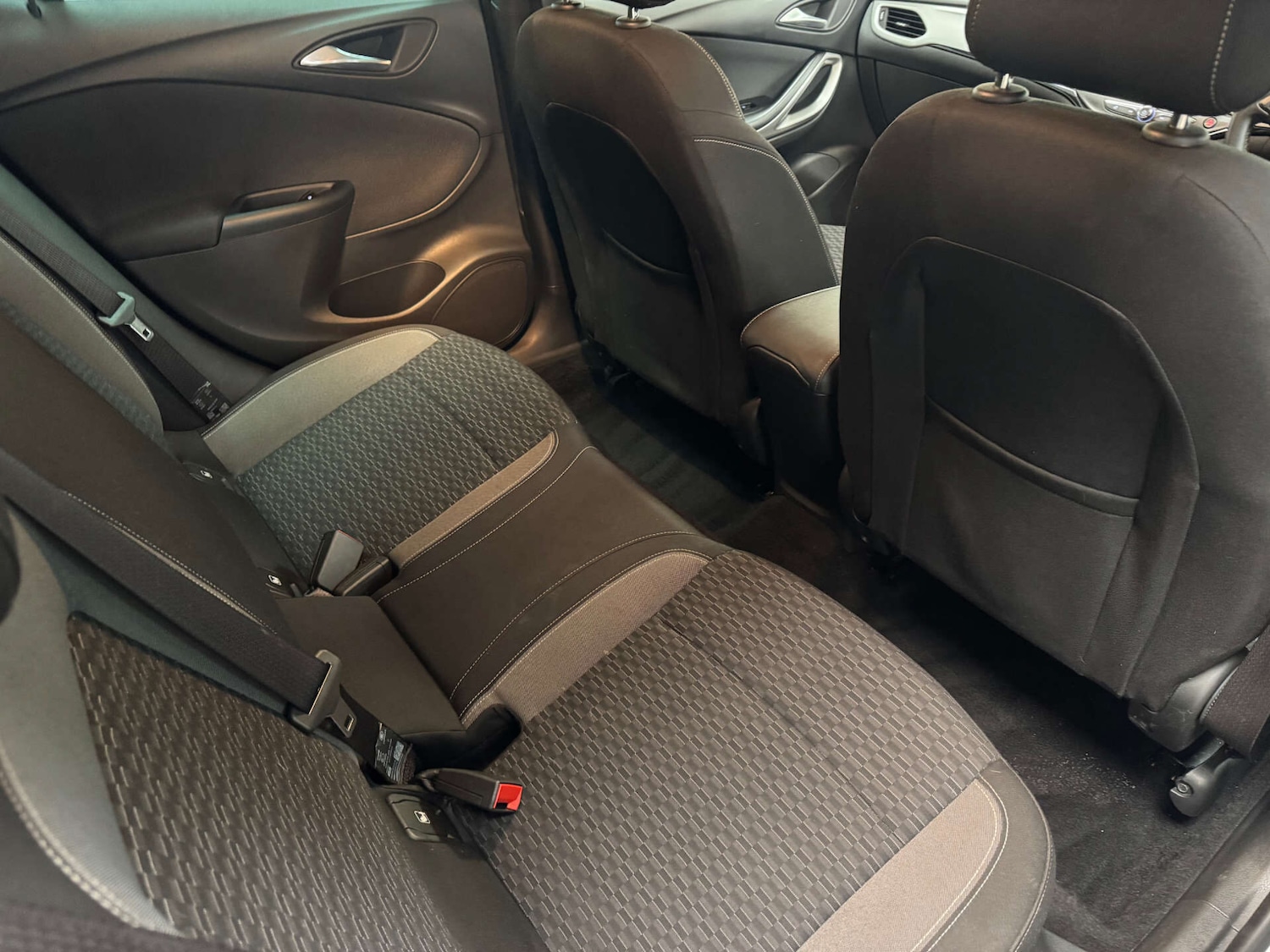 Used Vauxhall Astra 2020 for sale - 77340663: Photo 32