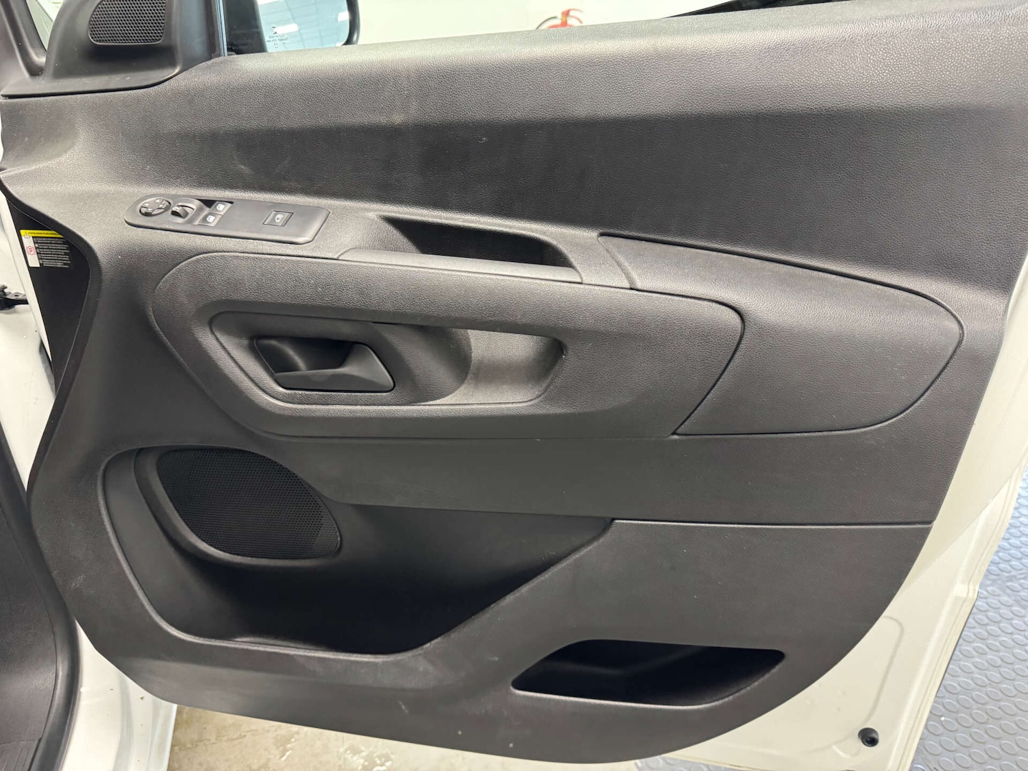 Used Peugeot Partner 2019 for sale - 77716310: Photo 35