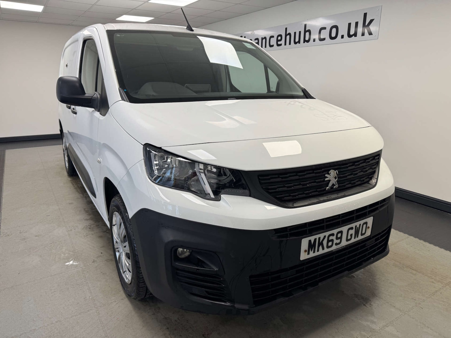 Used Peugeot Partner 2019 for sale - 77716310: Photo 4