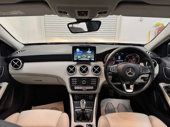 Used Mercedes-Benz A-Class 2017 for sale - 77608025: Photo