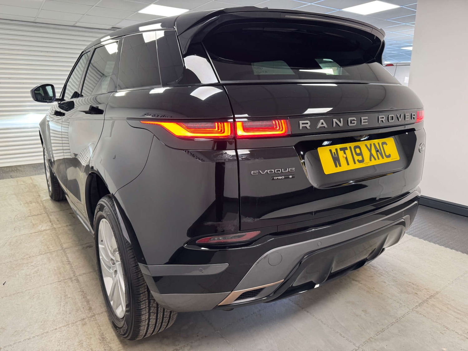 Used Land Rover Range Rover Evoque 2019 for sale - 77641816: Photo 26