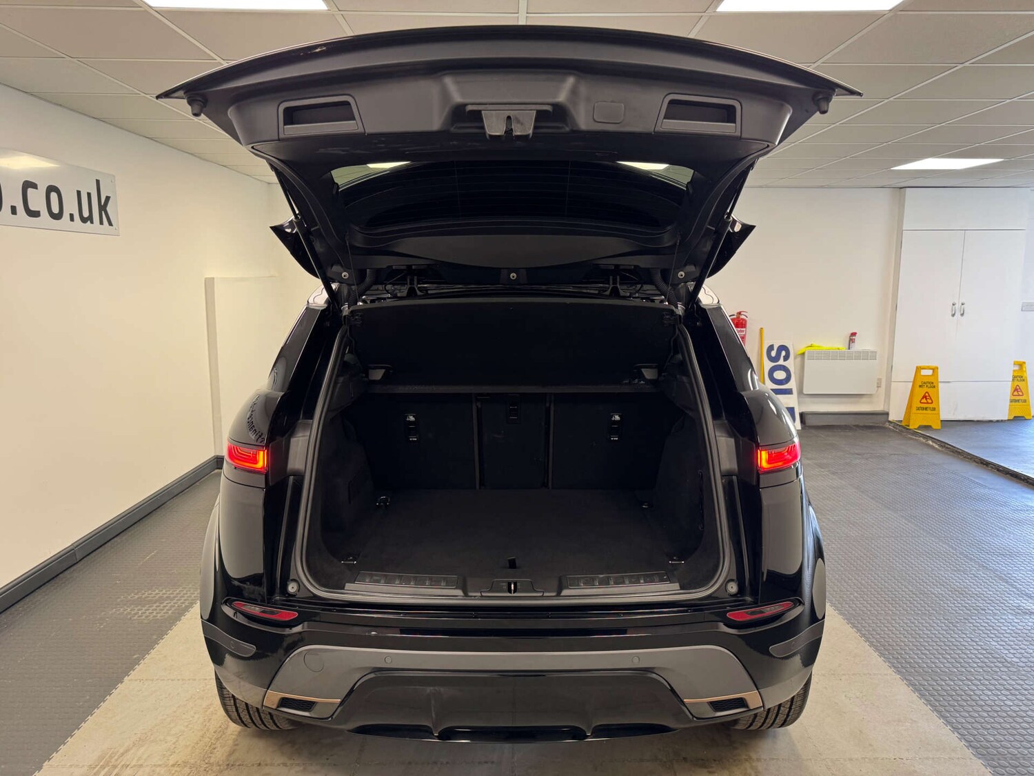 Used Land Rover Range Rover Evoque 2019 for sale - 77641816: Photo 28