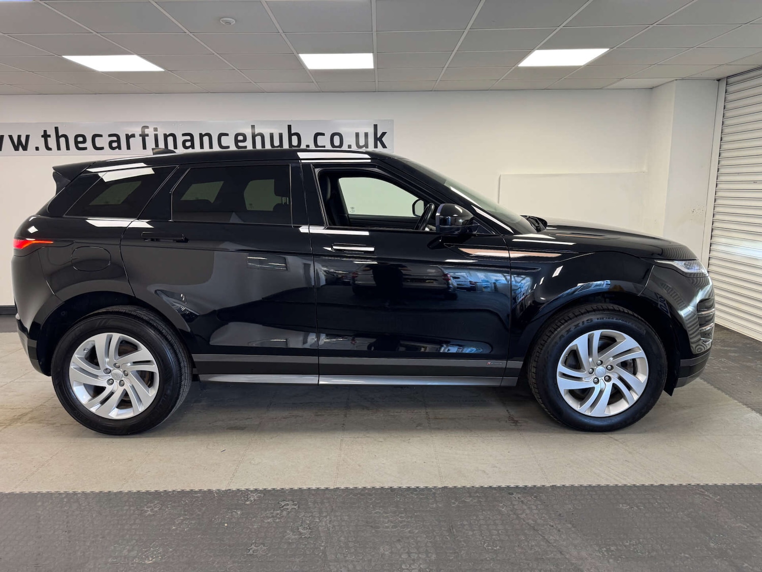 Used Land Rover Range Rover Evoque 2019 for sale - 77641816: Photo 32