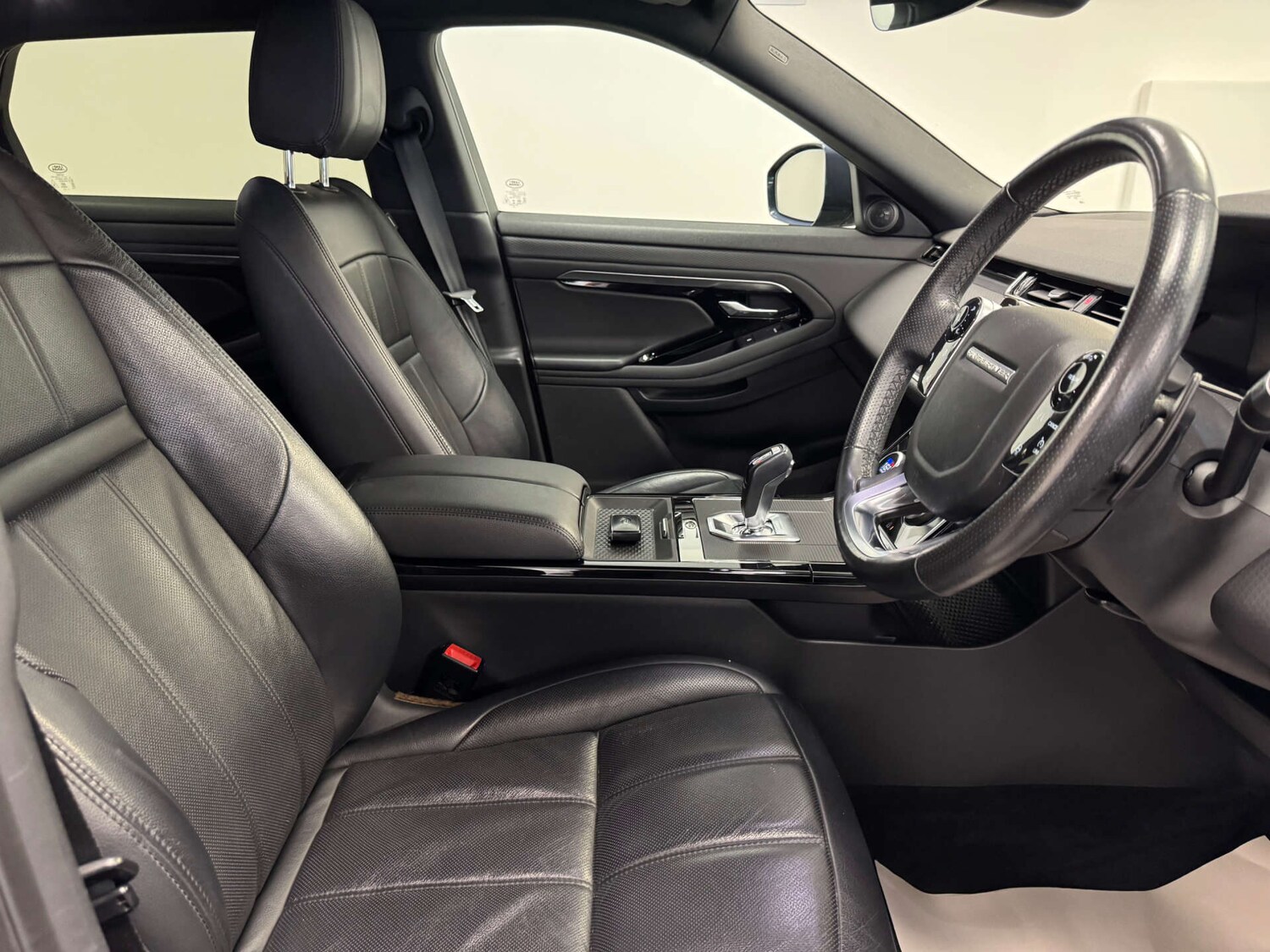 Used Land Rover Range Rover Evoque 2019 for sale - 77641816: Photo 37