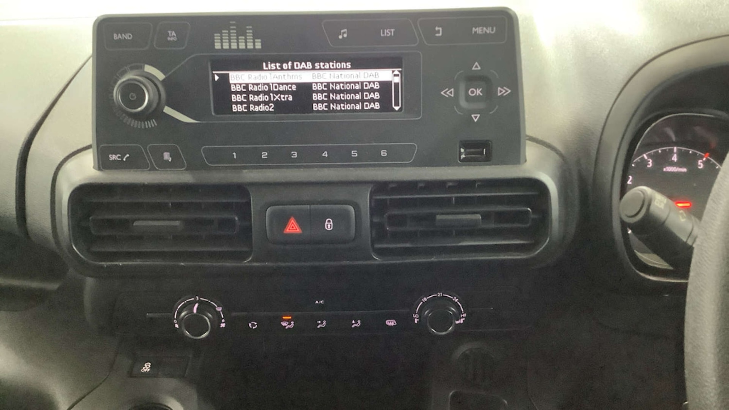 Used Vauxhall Combo 2020 for sale - 77272467: Photo 8