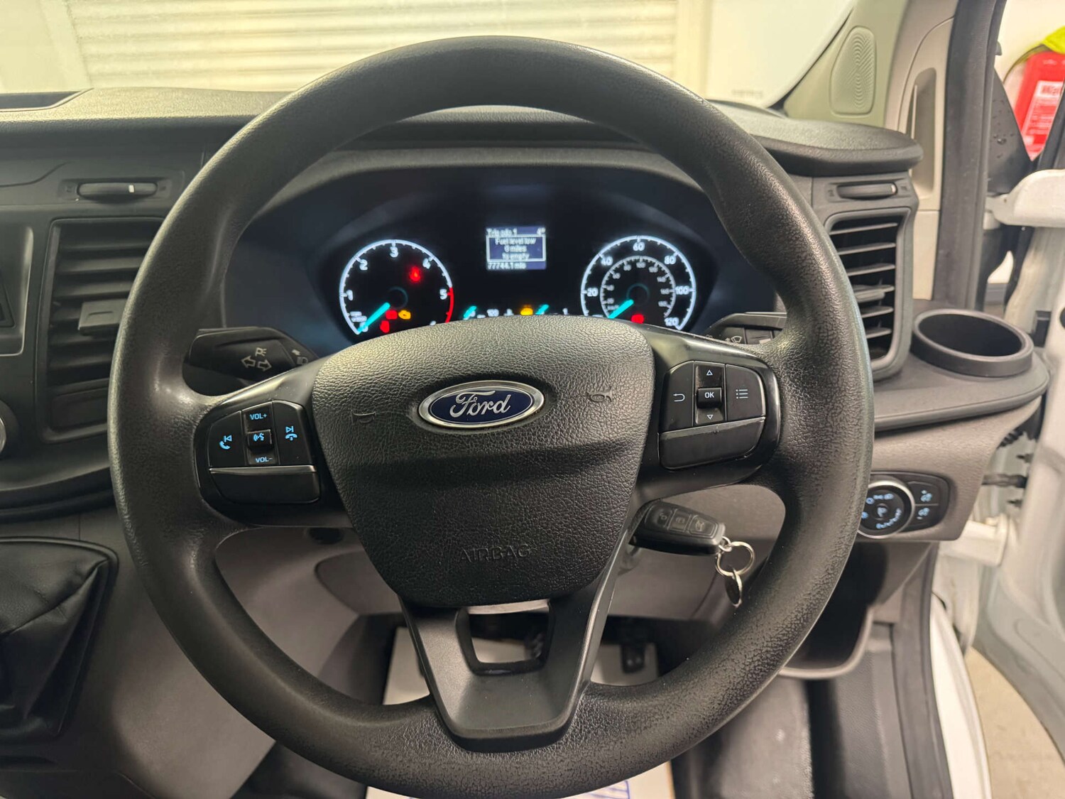 Used Ford Transit Custom 2019 for sale - 77368091: Photo 13