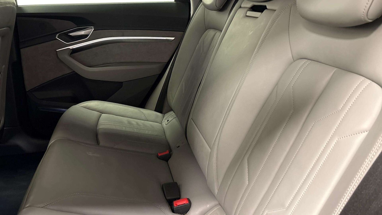 Used Audi e-tron 2020 for sale - 78012887: Photo 6