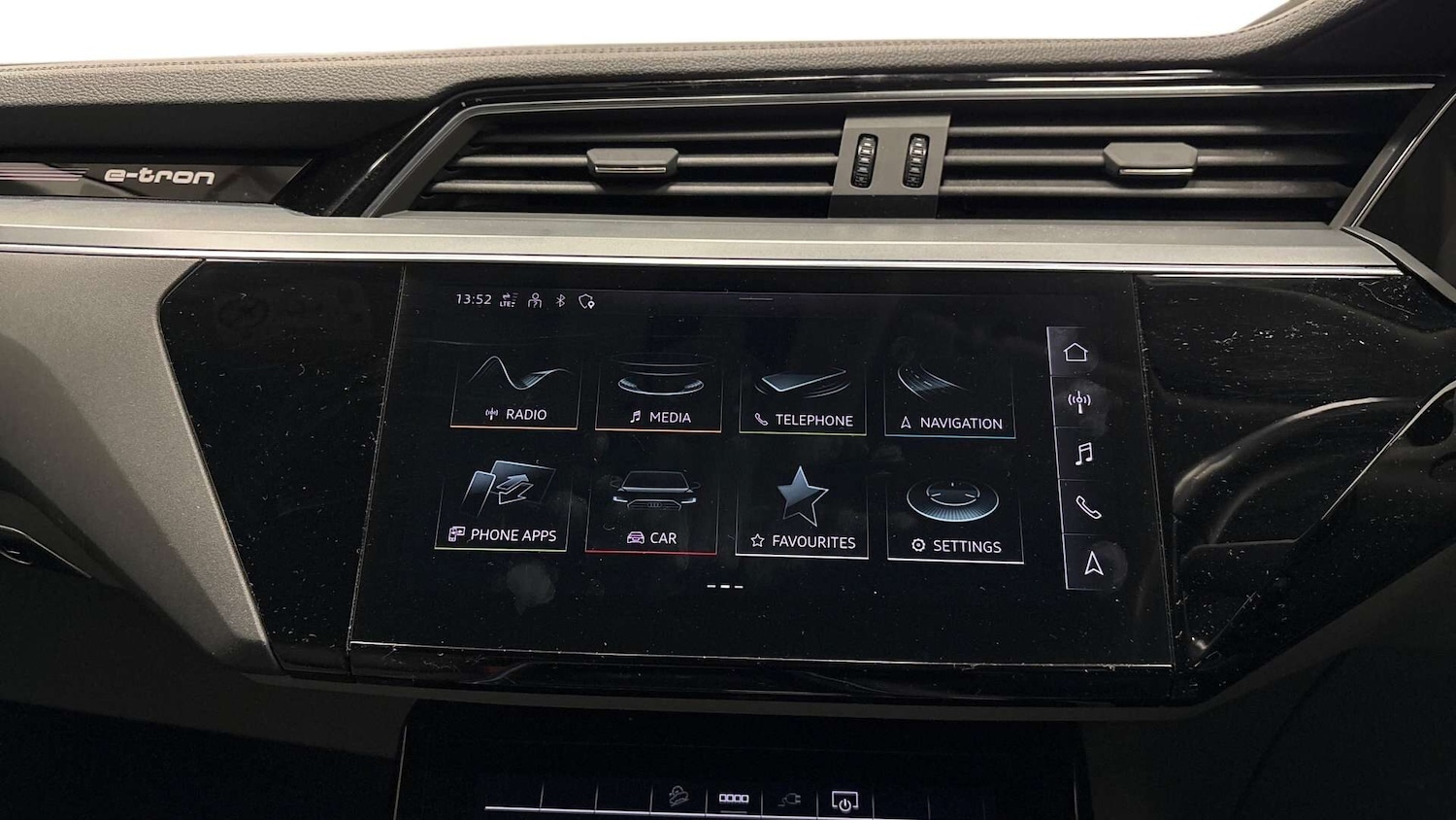 Used Audi e-tron 2020 for sale - 78012887: Photo 8