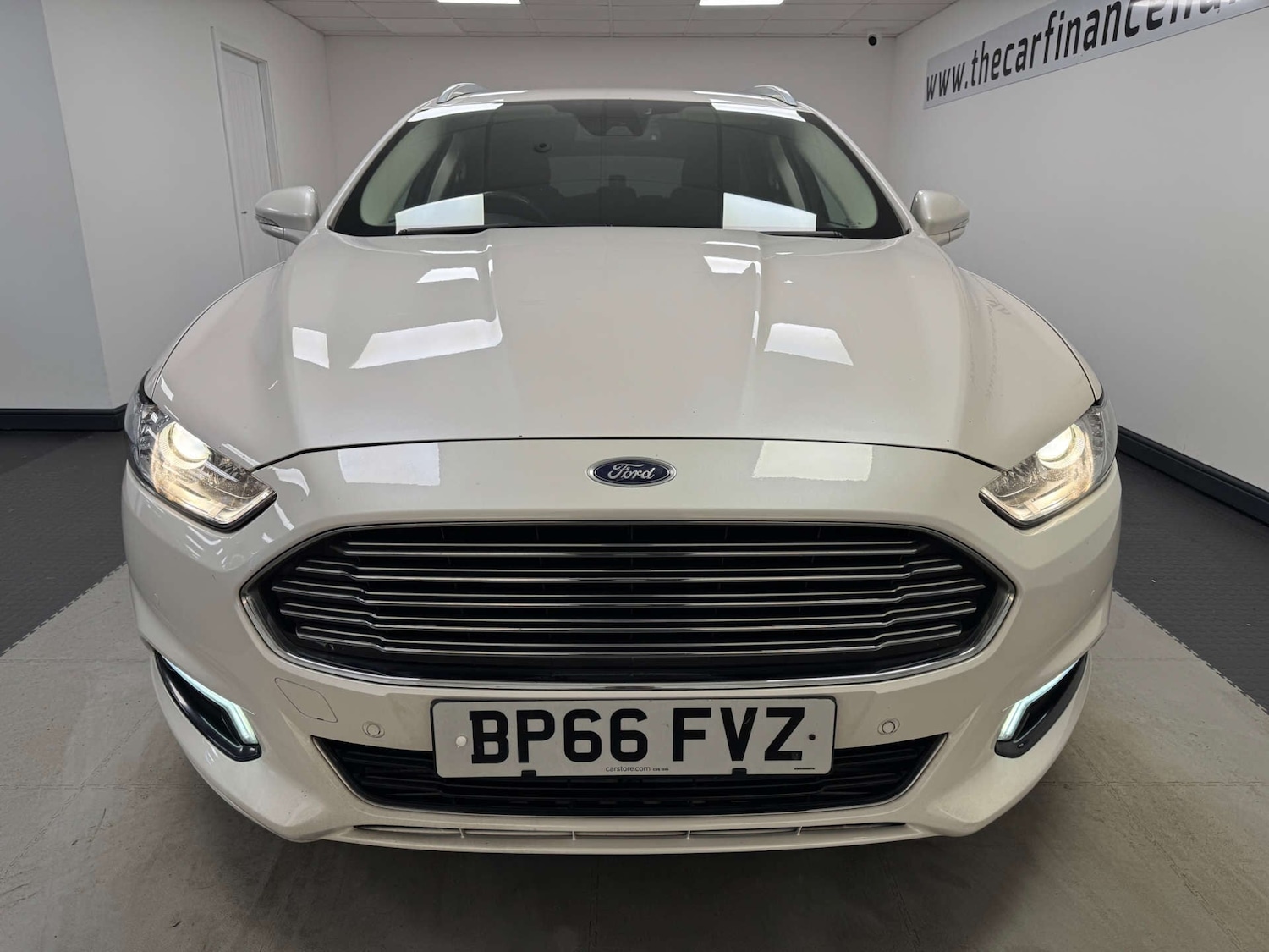 Used Ford Mondeo 2017 for sale - 77145110: Photo 2