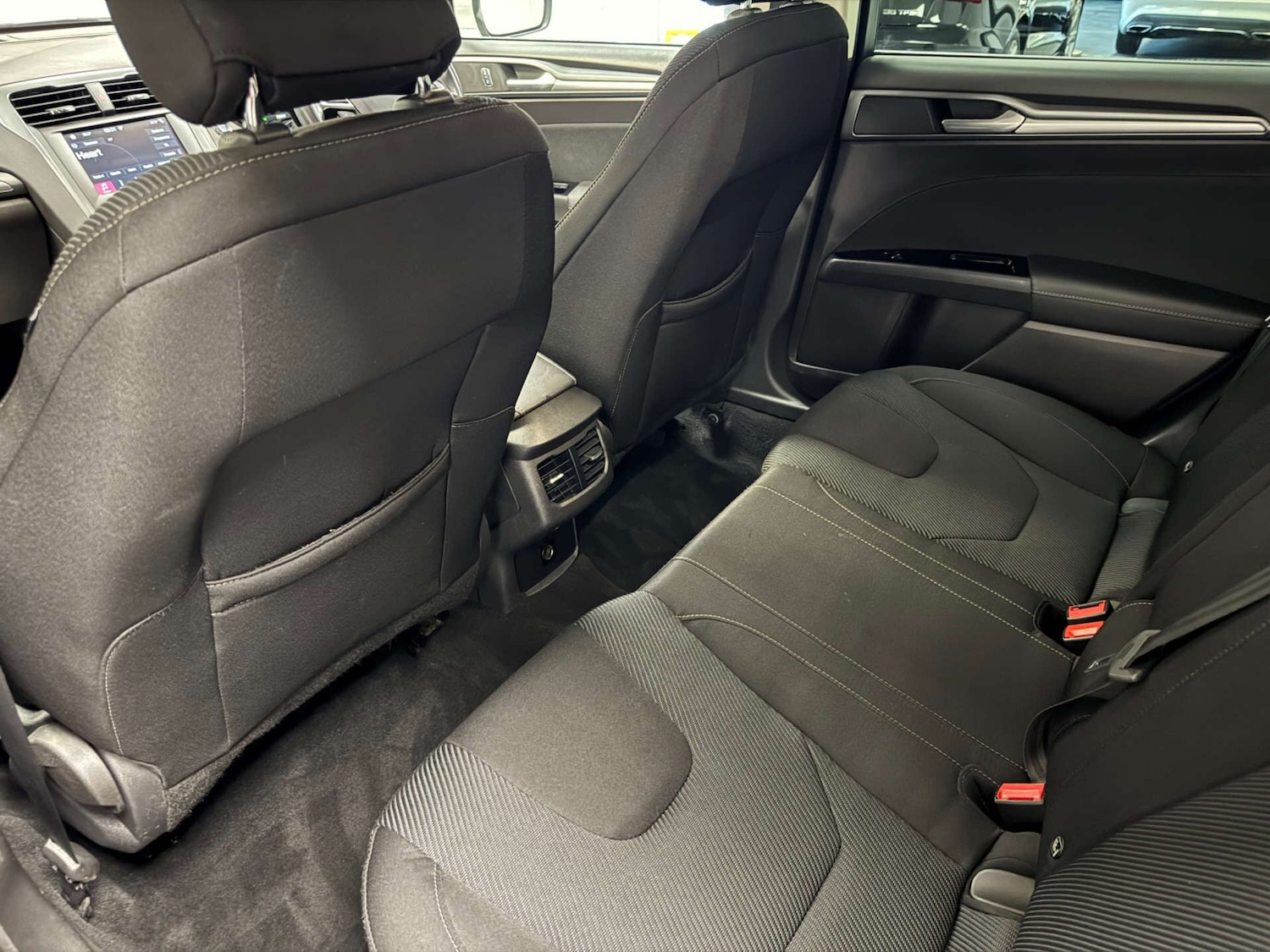 Used Ford Mondeo 2017 for sale - 77145110: Photo 20