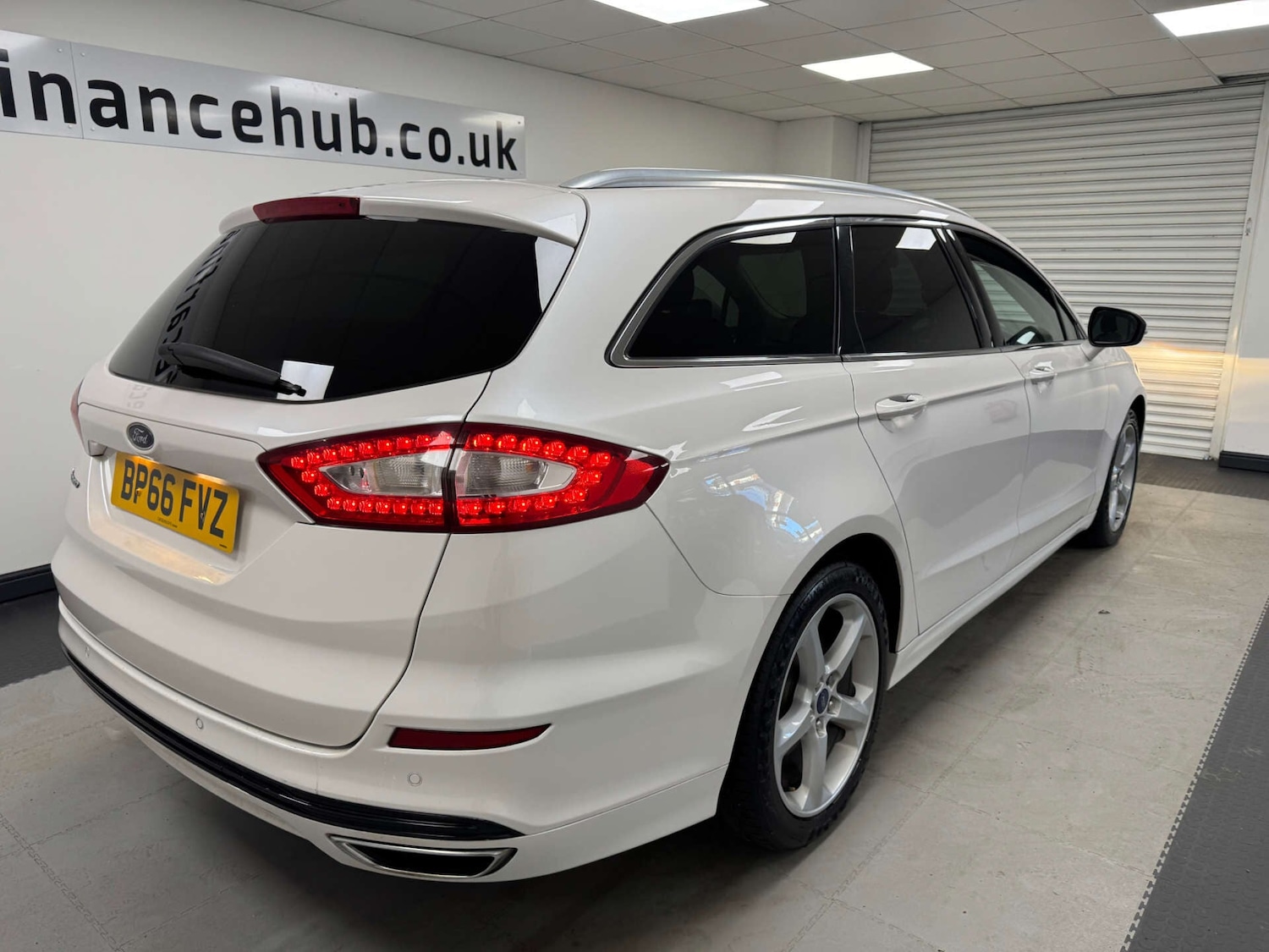 Used Ford Mondeo 2017 for sale - 77145110: Photo 29