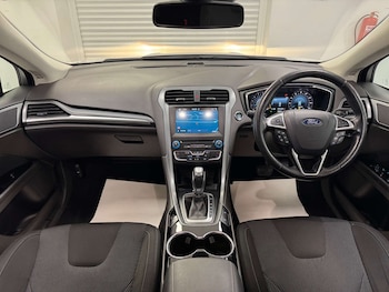 Used Ford Mondeo 2017 for sale - 77145110: Photo