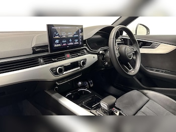 Used Audi A4 2022 for sale - 77179581: Photo