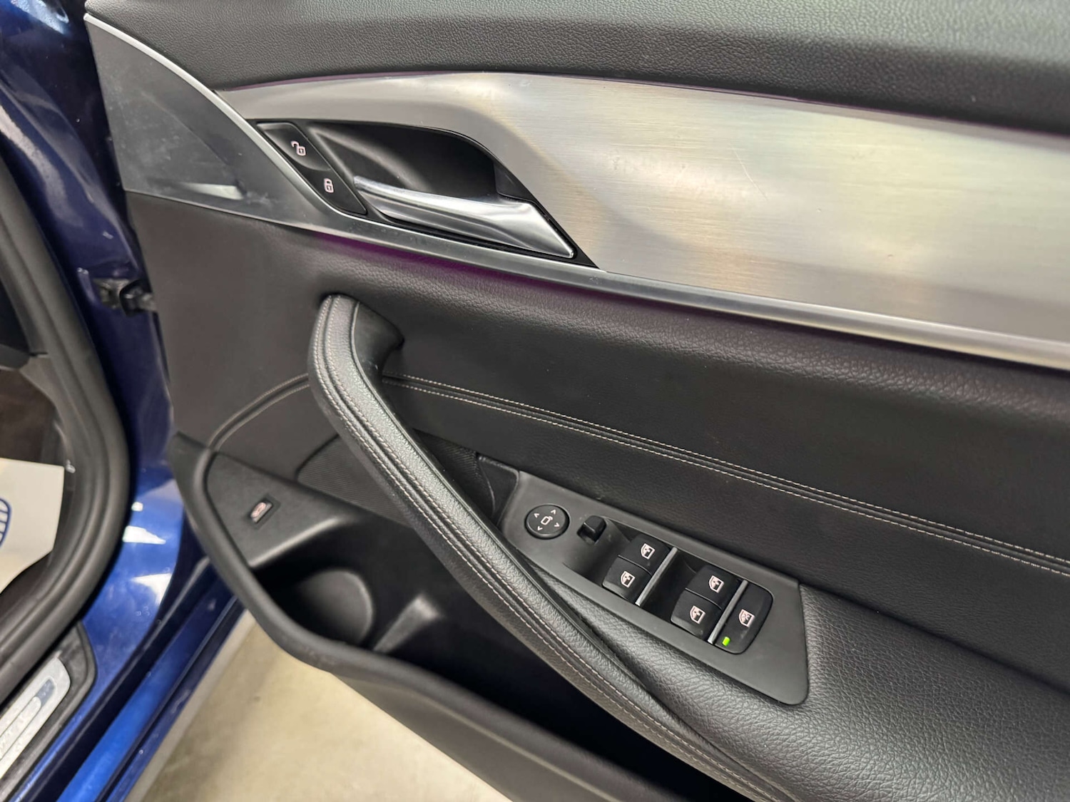 Used BMW 5 Series 2018 for sale - 77435926: Photo 40