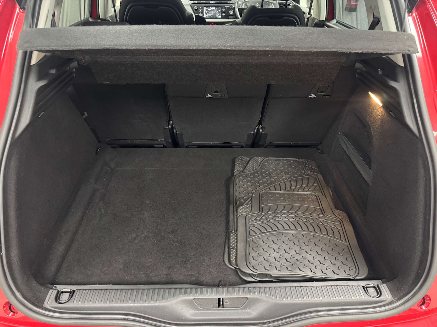 Used Citroen C4 Picasso 2015 for sale - 77145104: Photo 27