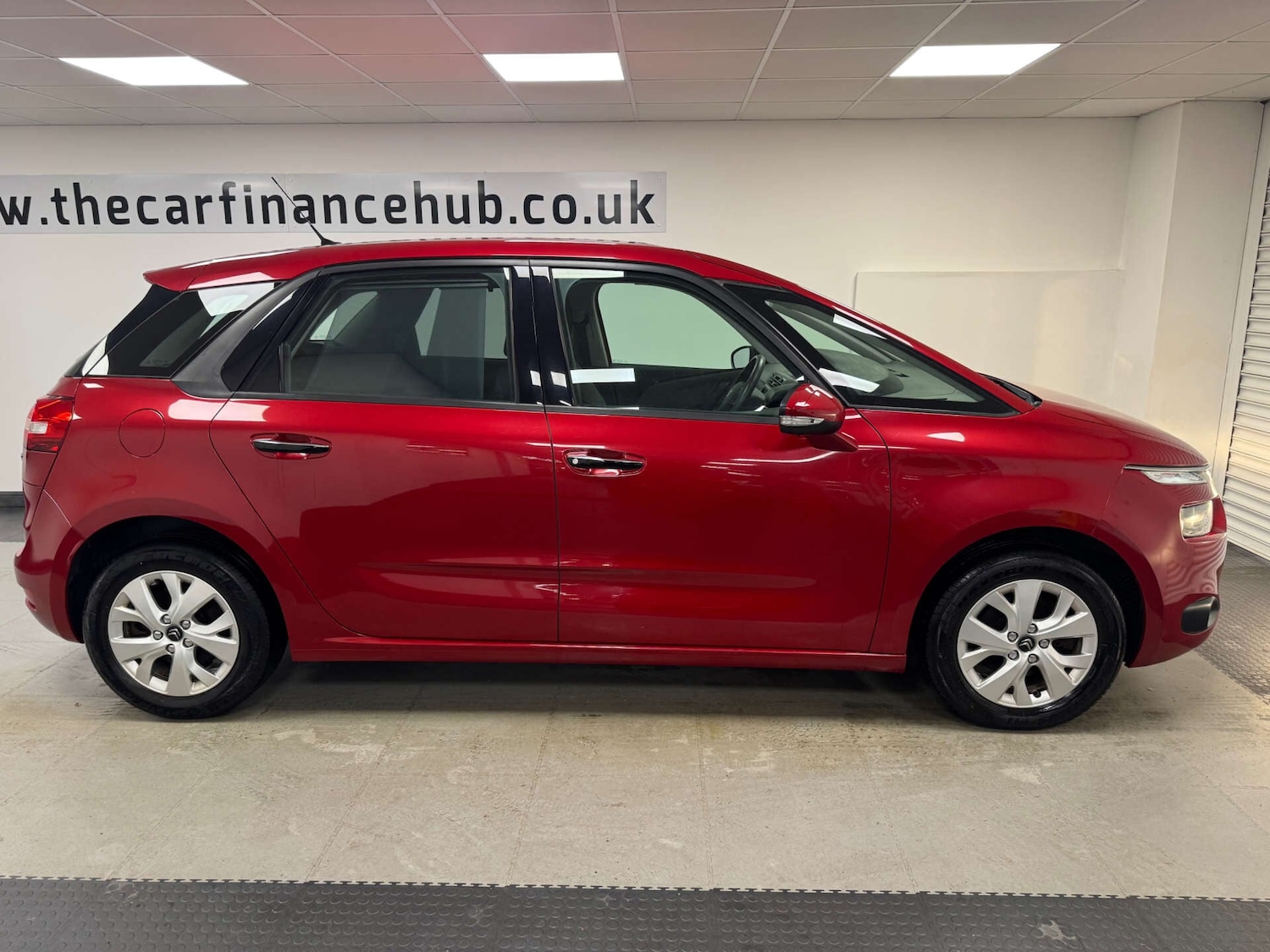 Used Citroen C4 Picasso 2015 for sale - 77145104: Photo 30