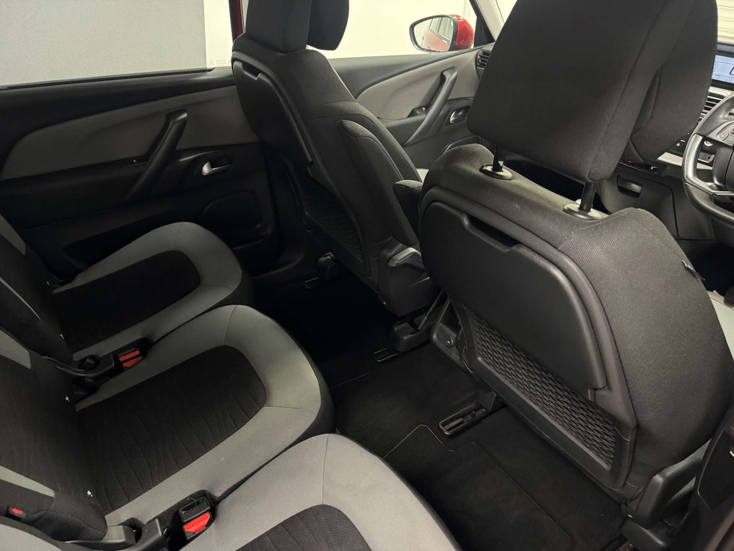 Used Citroen C4 Picasso 2015 for sale - 77145104: Photo 31