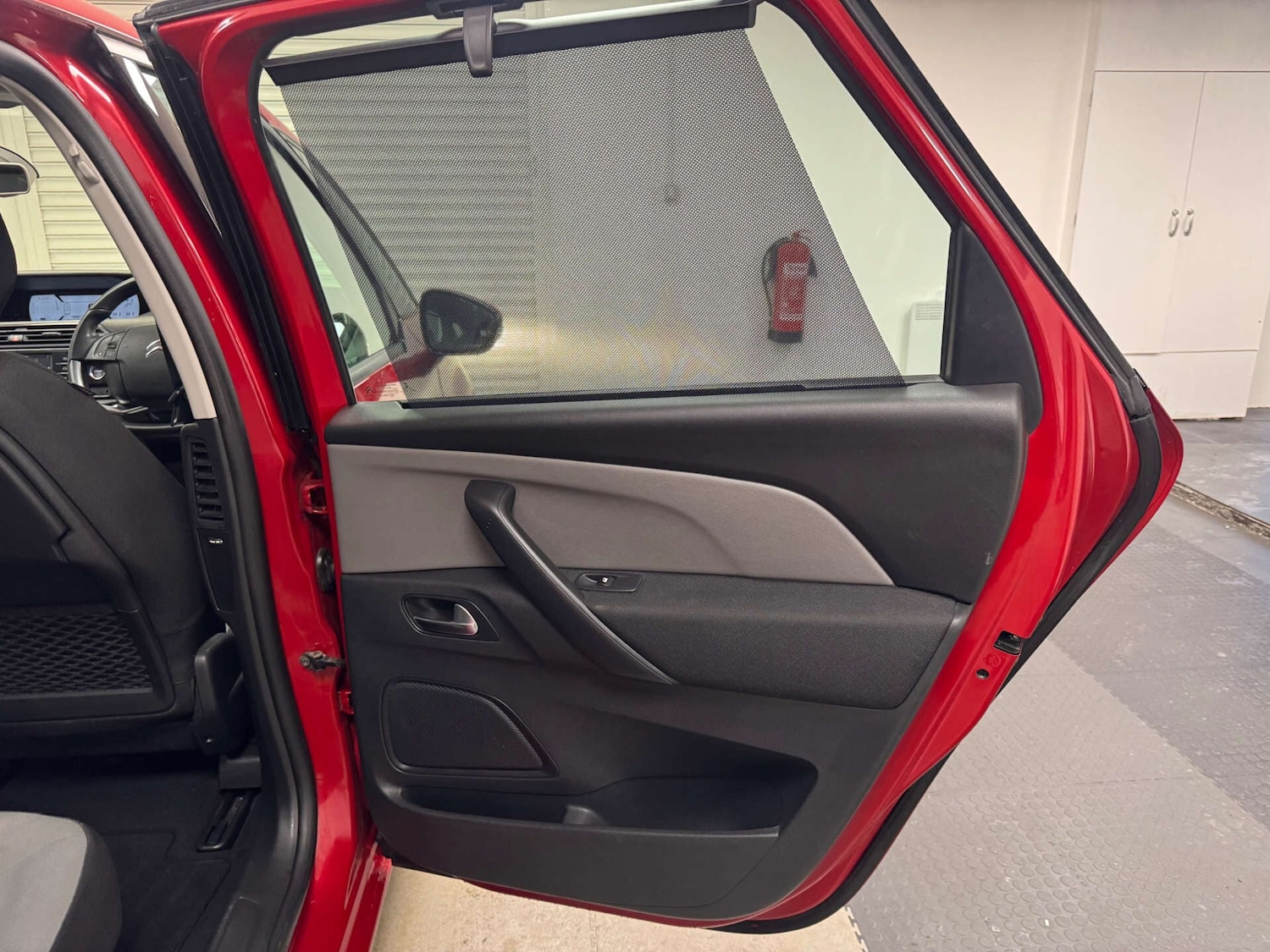 Used Citroen C4 Picasso 2015 for sale - 77145104: Photo 33